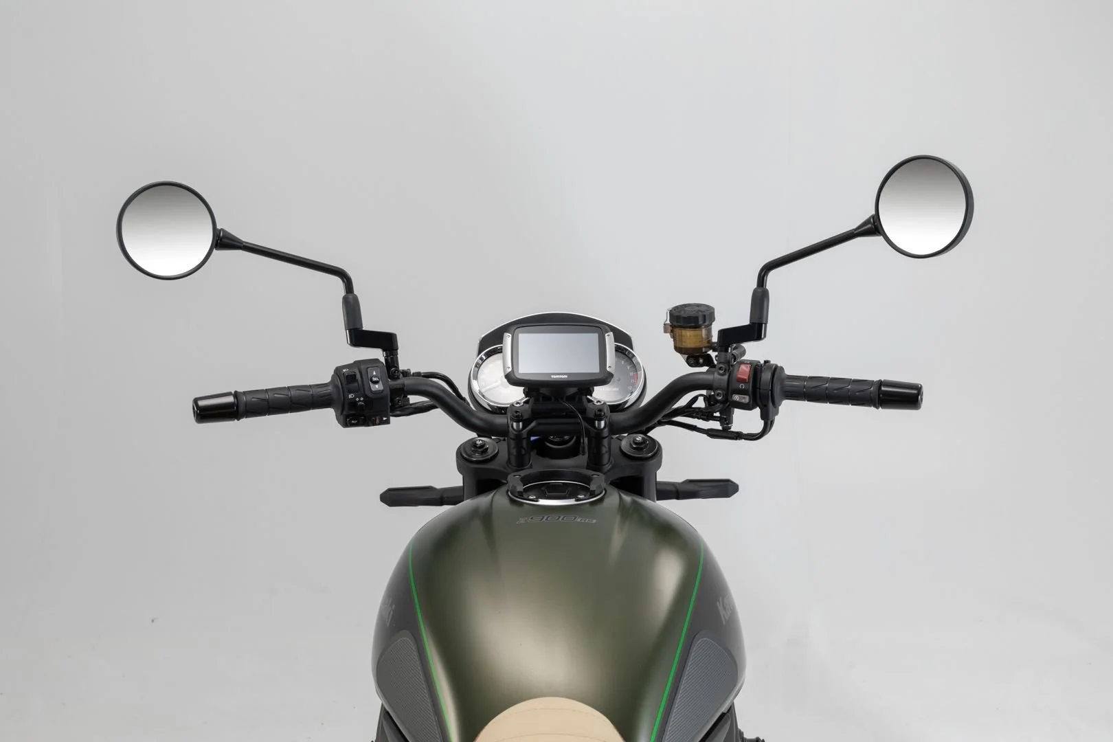 GPS Mount for Cockpit Kawasaki Z900RS/ Cafe (17-) Black - Image 3