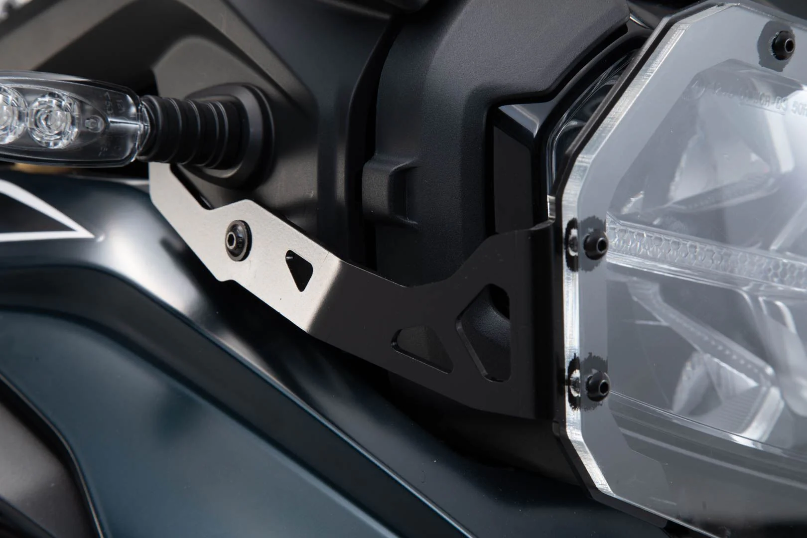 Headlight guard BMW F 750 / 850 GS (17-) Bracket with screen - Image 3