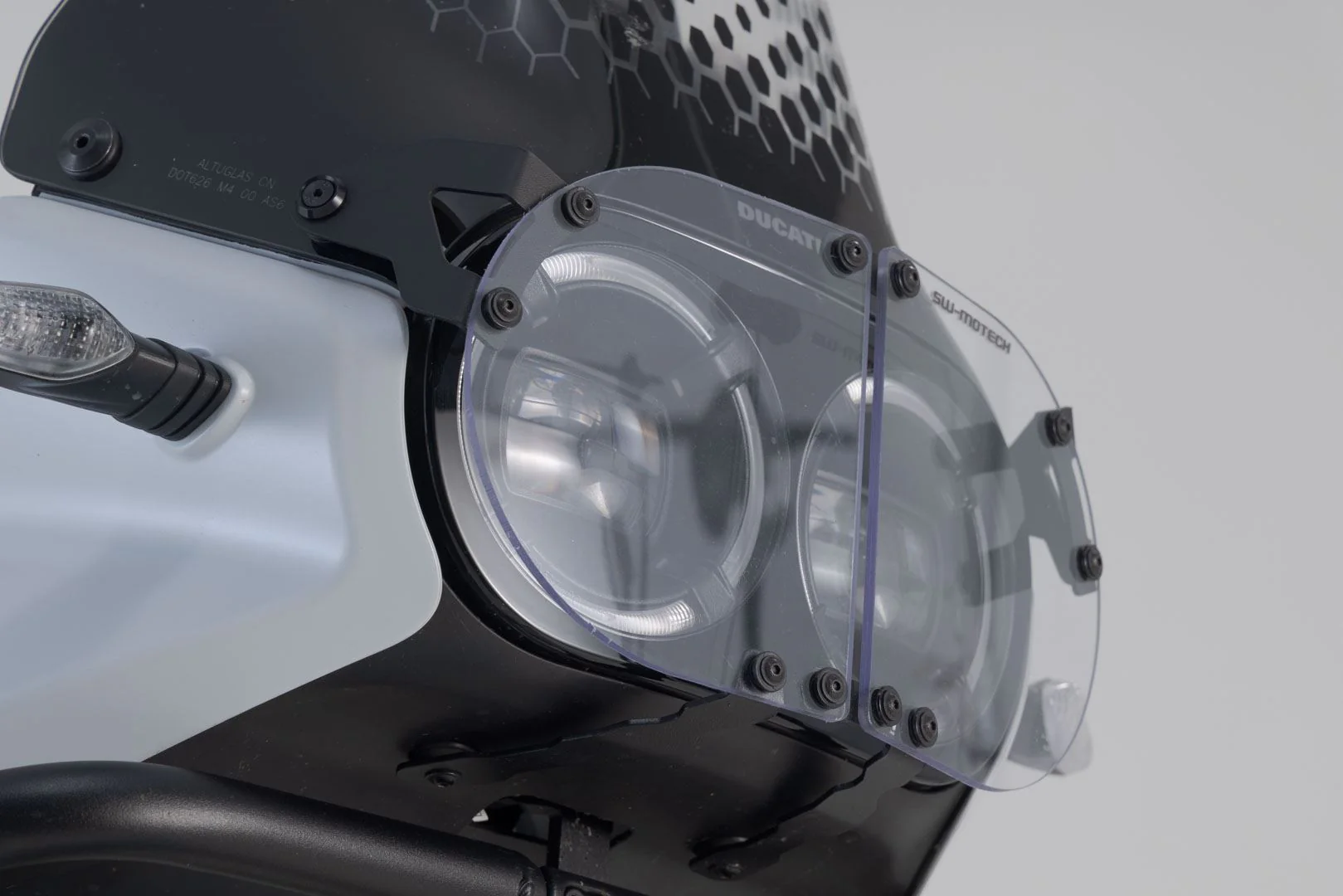 Headlight guard Ducati DesertX Motorcycle high-beam with bezel - Image 5