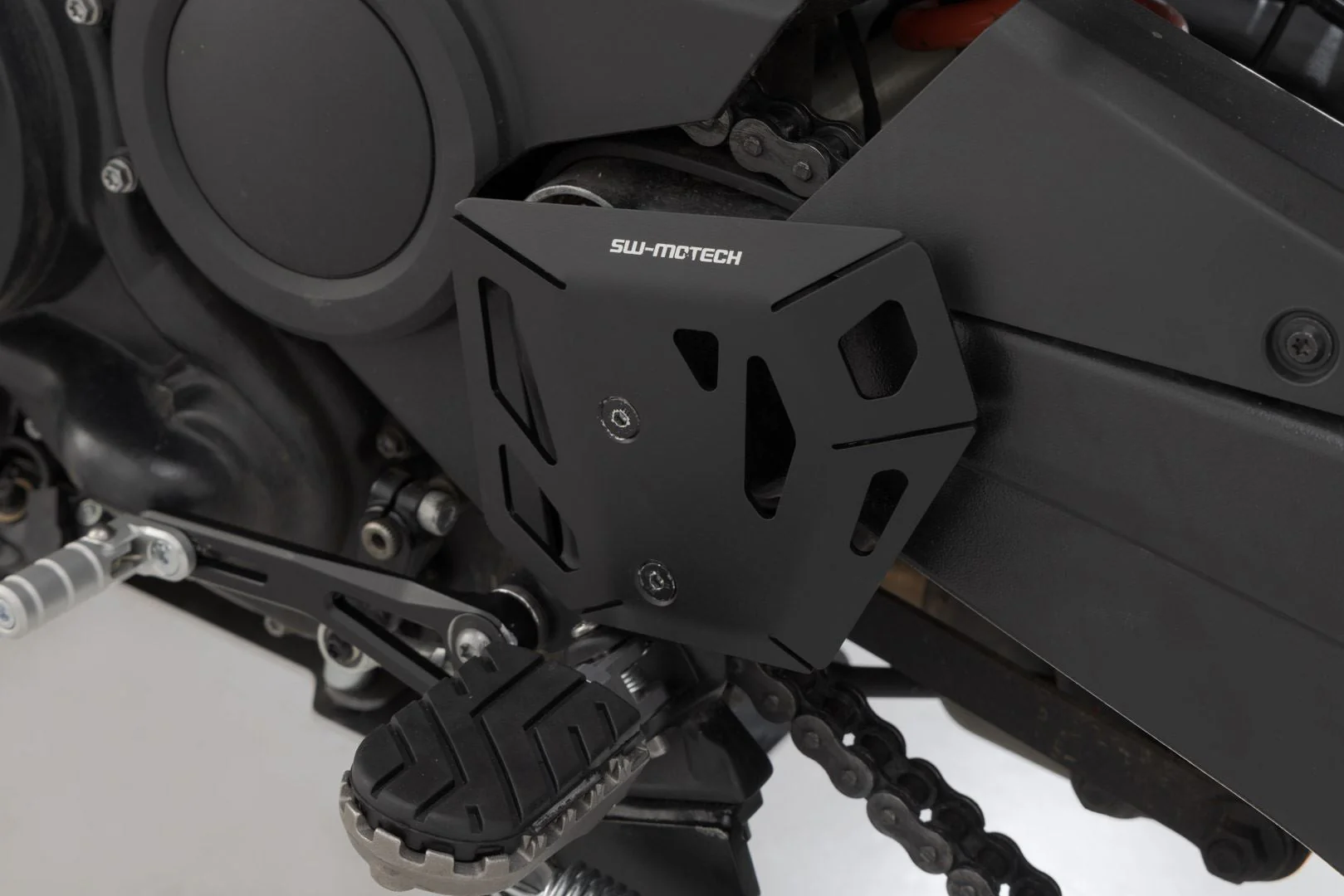 Heel Guard Left Harley-Davidson Pan America (21-) Black - Image 8