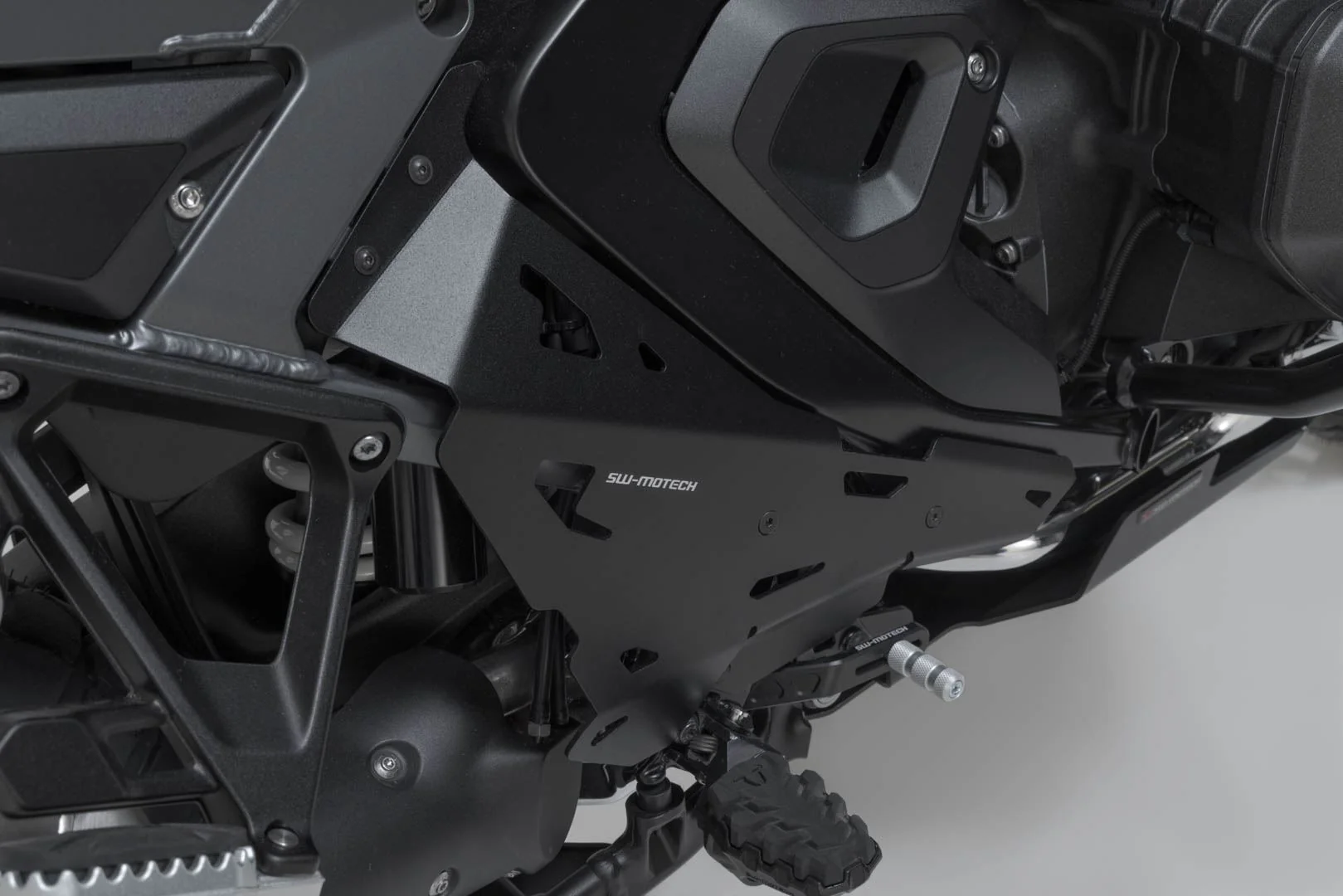 Heel protector Black. BMW R 1300 GS Adventure (24-). - Image 4