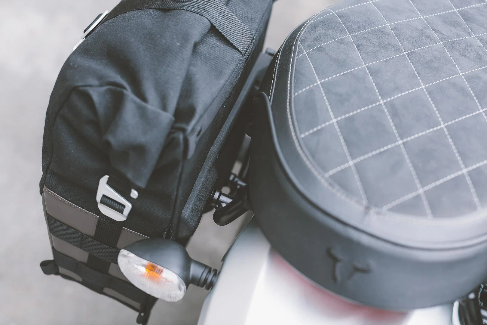 Legend Gear Side Bag LC1 - 9.8 litre For left SLC Side Carrier Black Edition - Image 3