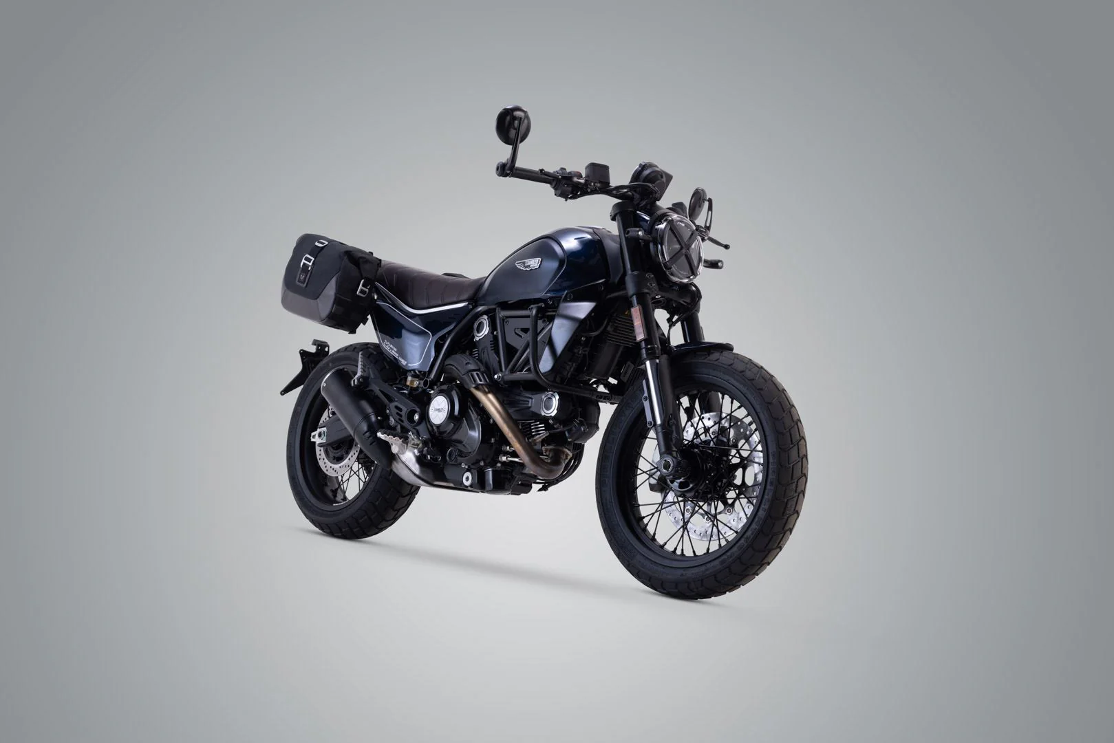 Legend Gear side bag system LC Black Edition Ducati Scrambler Nightshift / Full Throttle (23-) - Image 4