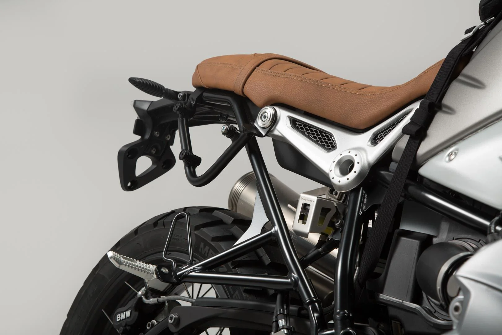Legend Gear Side Bag System LC BMW R nineT Scrambler (16-) - Image 3