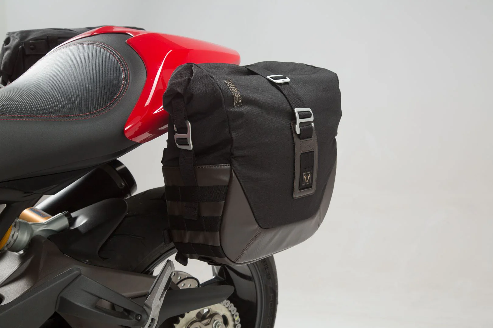Legend Gear side bag system LC Triumph Speed 400 / Scrambler 400 X (23-). - Image 7