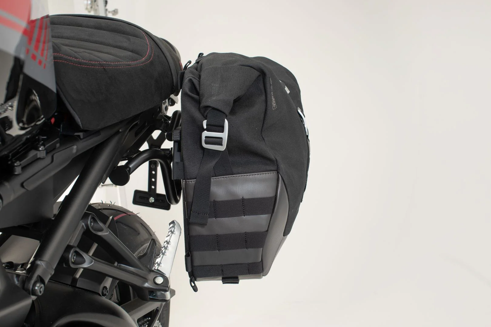 Legend Gear Side Bag System LC Yamaha XSR900 Abarth (17-) - Image 3
