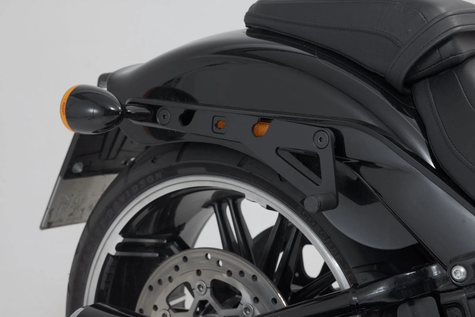 Legend Gear Side Bag System LH1/LH1 2x 19,5 litre FatBoy / S, Breakout / S (17-) - Image 4