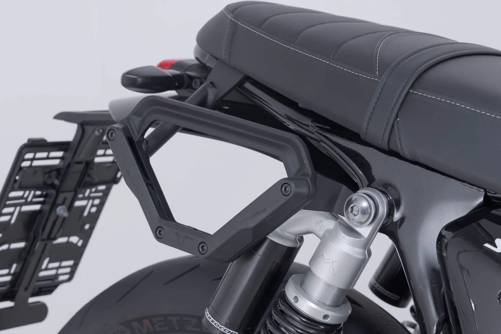 Legend Gear Side Bag system V-LOC 11/11 l. Triumph Speed Twin 1200 (18-). - Image 3