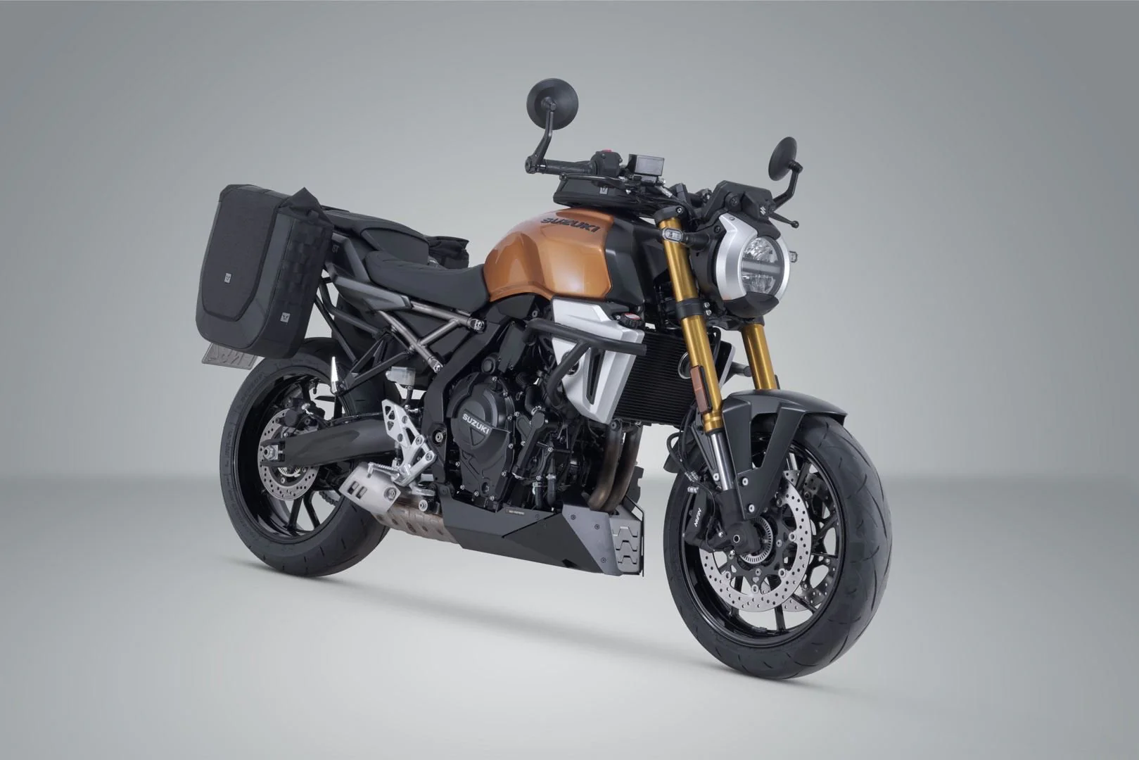 Legend Gear Side Bag system V-LOC 16/16 l. Suzuki GSX-8T / TT (25-). - Image 2