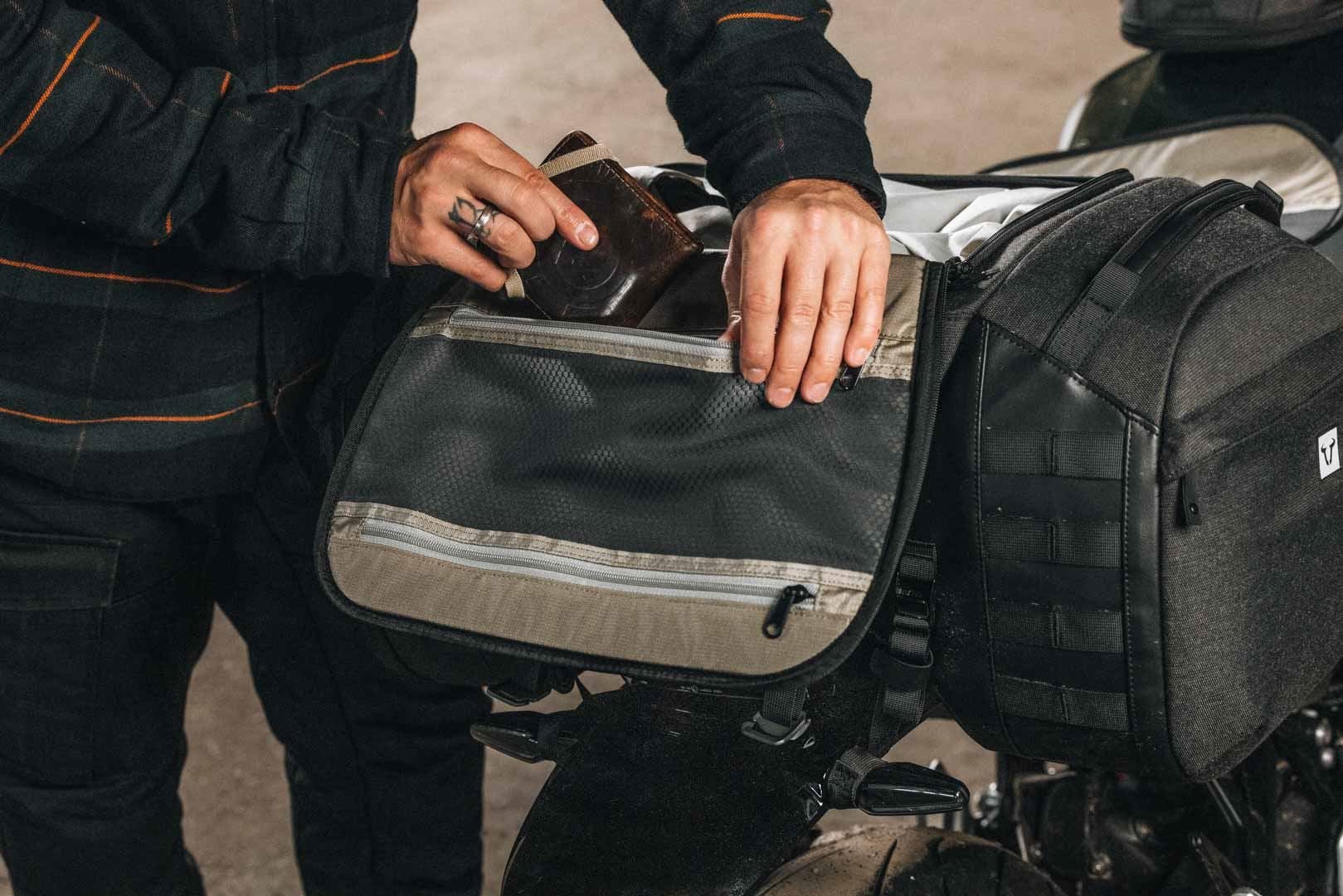 Legend Gear tail bag LR5 Black. 52 l. - Image 5