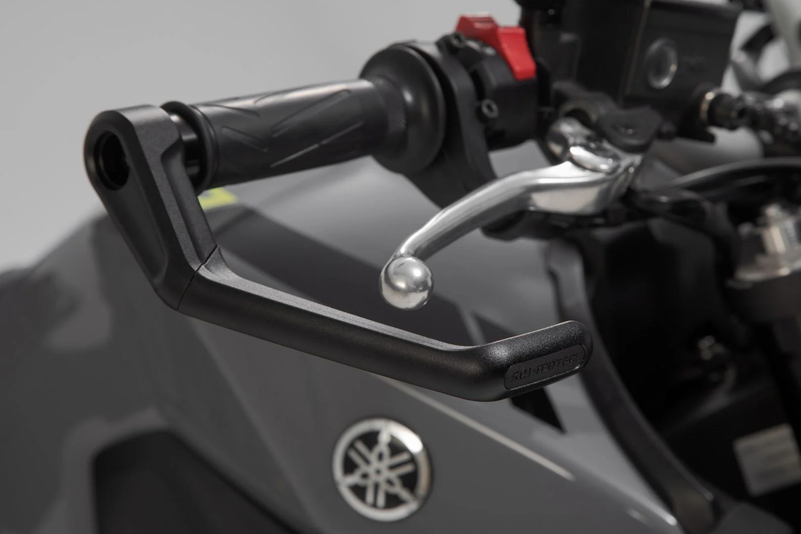 Lever Guards Yamaha MT-07 / MT-09 / MT-10 Black - Image 4