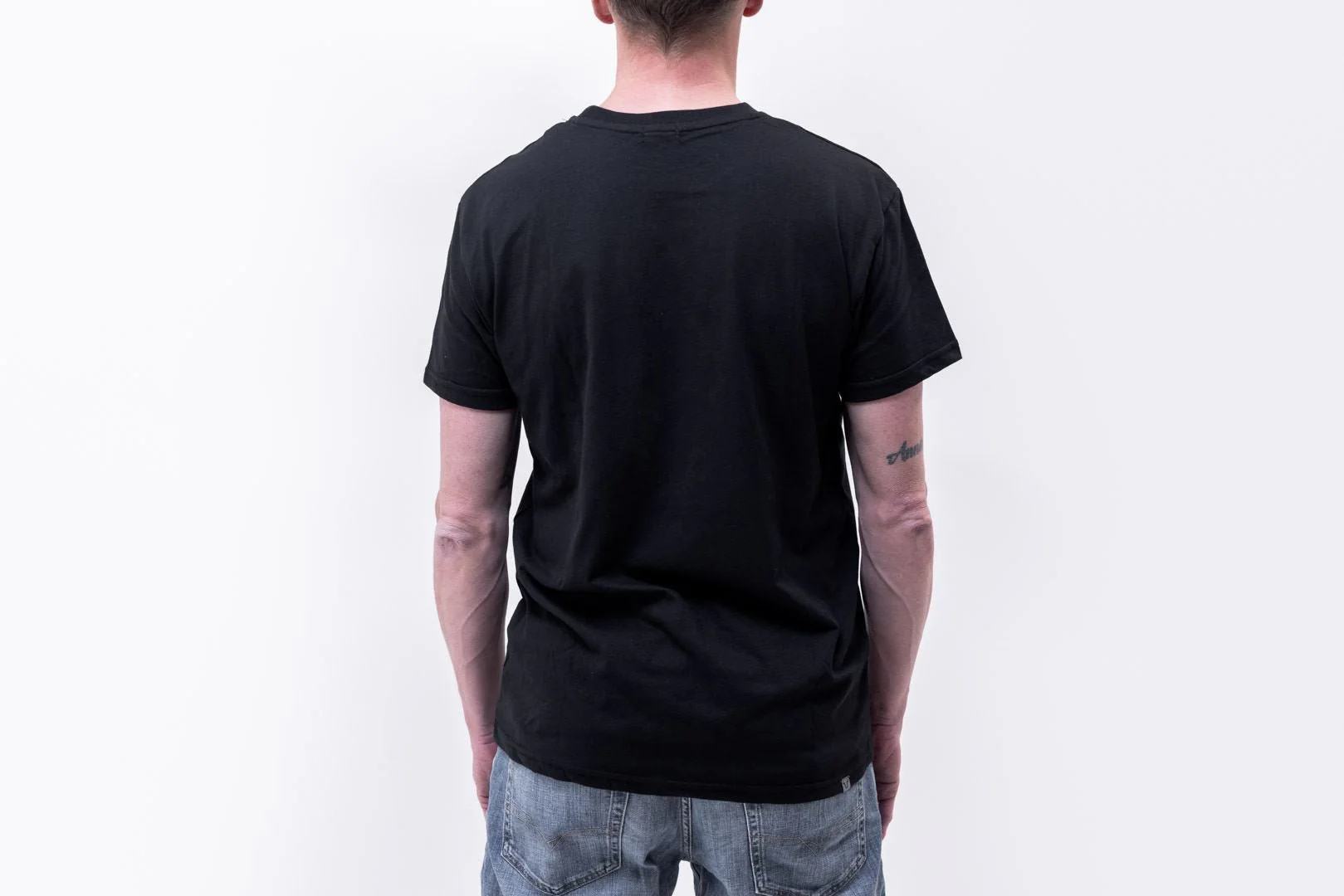 Mens T-shirt - Black Edition Street Line. Black. Mens. Size S. - Image 2