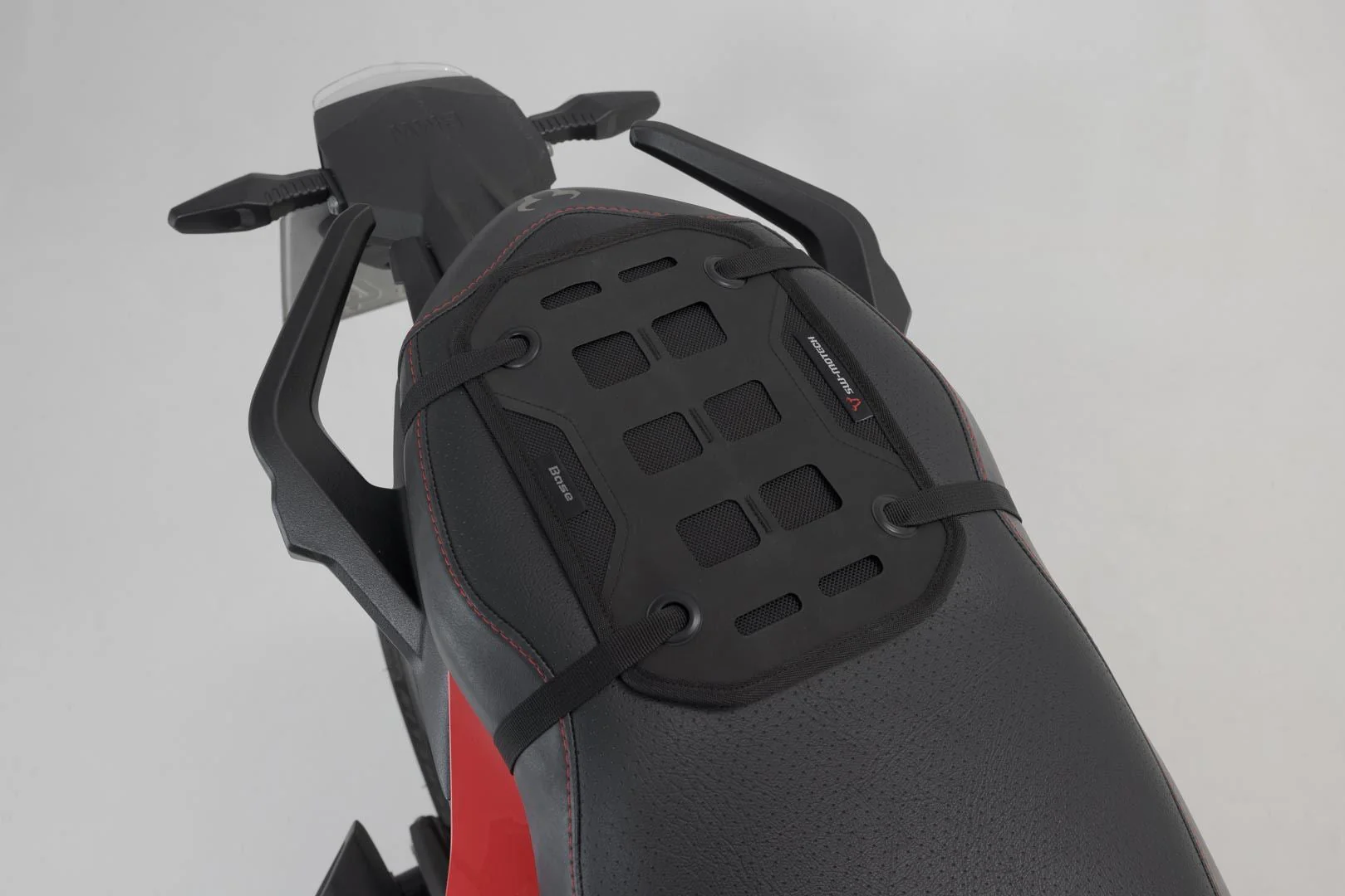 PRO Base Holster with MOLLE-Patch - Image 3