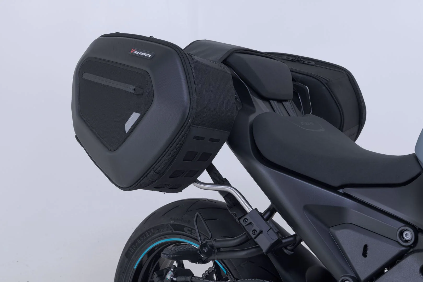 PRO BLAZE H saddlebag set Black. CFMoto 675NK (25-). - Image 3