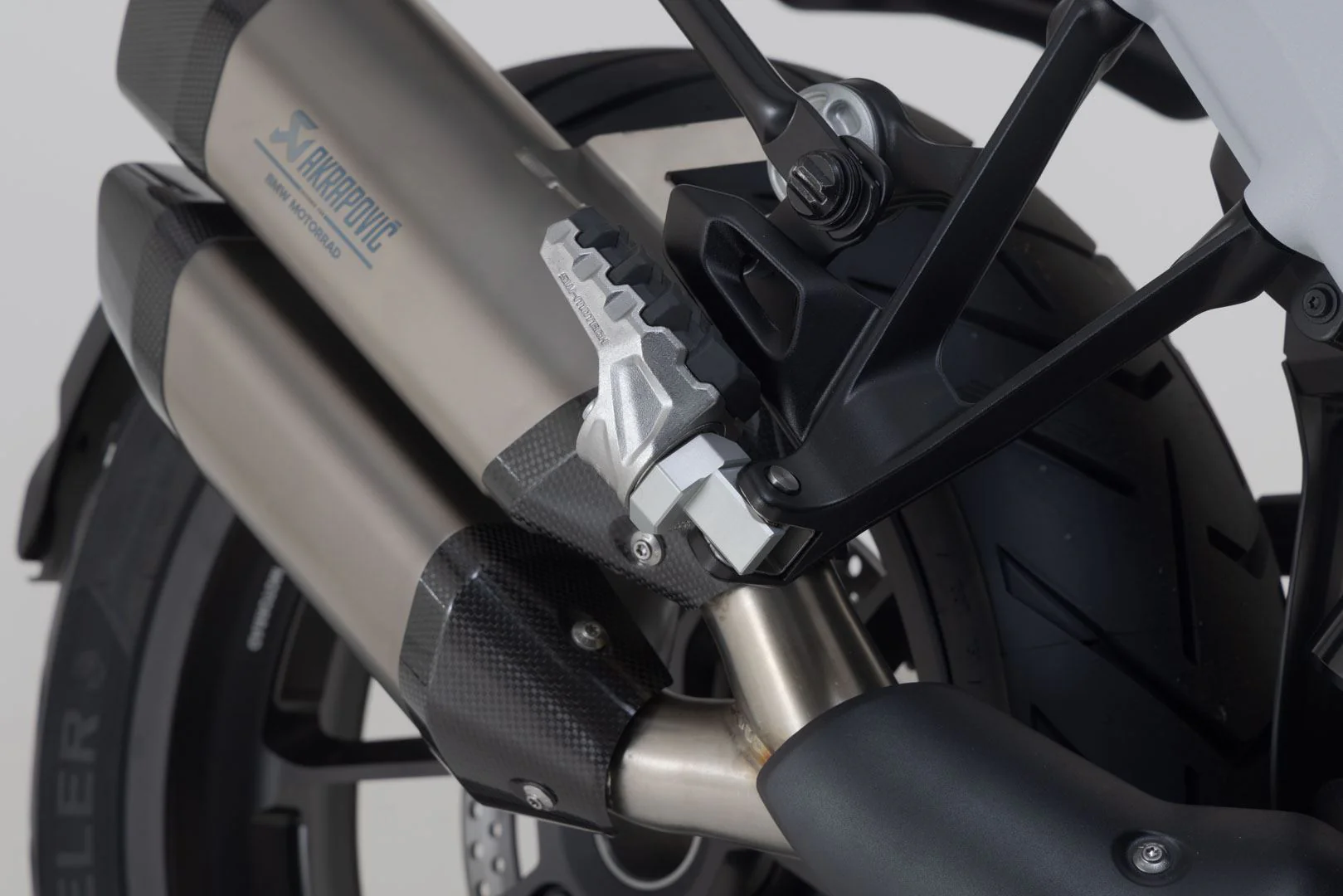 PRO BLAZE H saddlebag set Black. Honda CB750 Hornet (22-). - Image 6