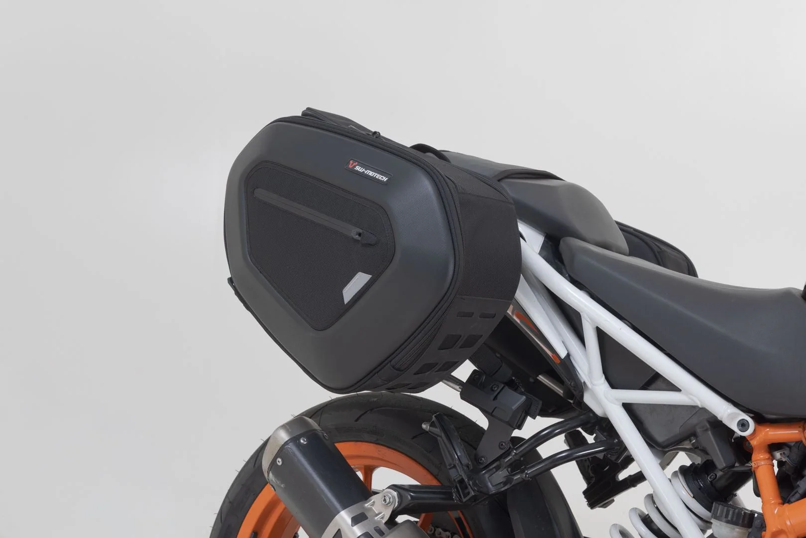 PRO BLAZE H saddlebag set Black. KTM 125 / 390 Duke (17-23). - Image 3