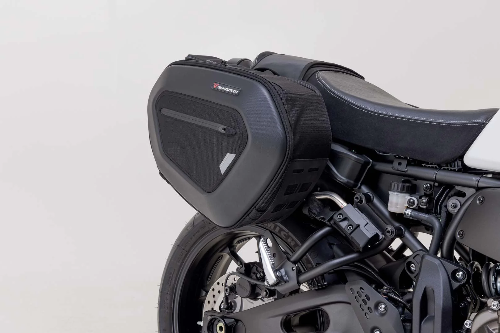 PRO BLAZE H saddlebag set Black. Yamaha XSR700 (15-) XSR700 XT (19-). - Image 3