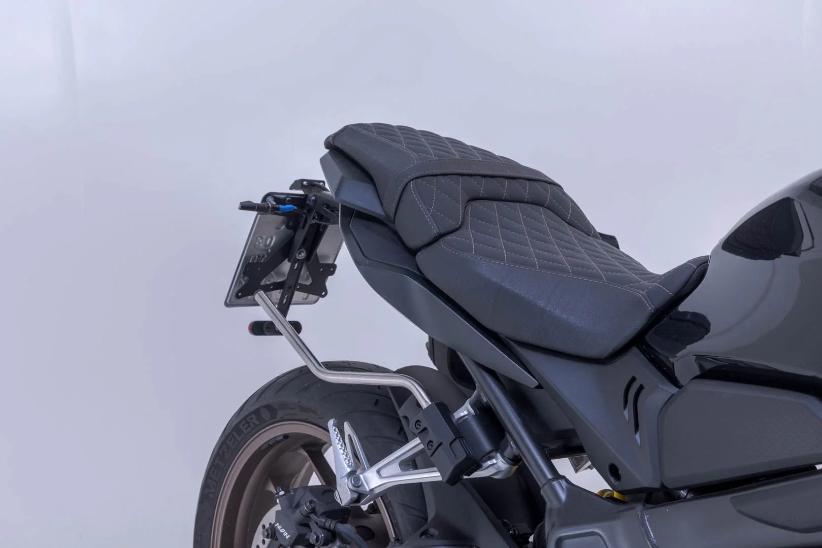 PRO BLAZE H saddlebag set Black. Honda CBR650R / CB650R (18-). - Image 4