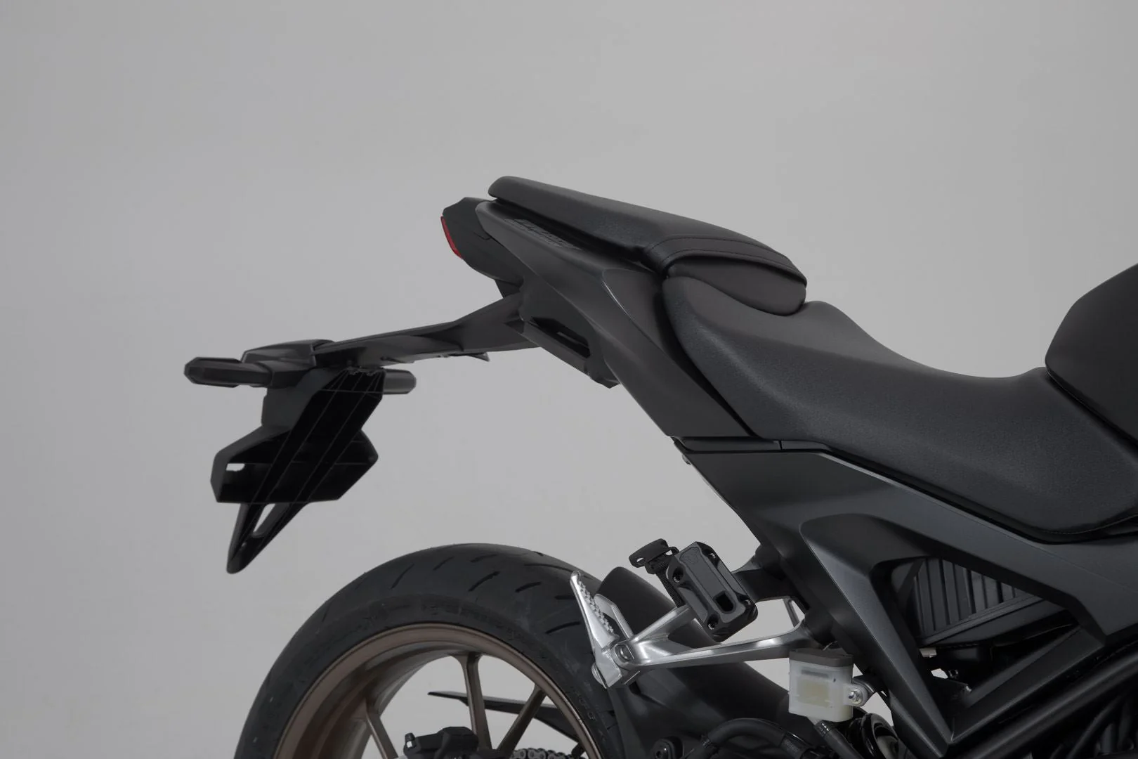 PRO BLAZE H Saddlebag Set KTM 690 Duke / R (11-) Black - Image 5