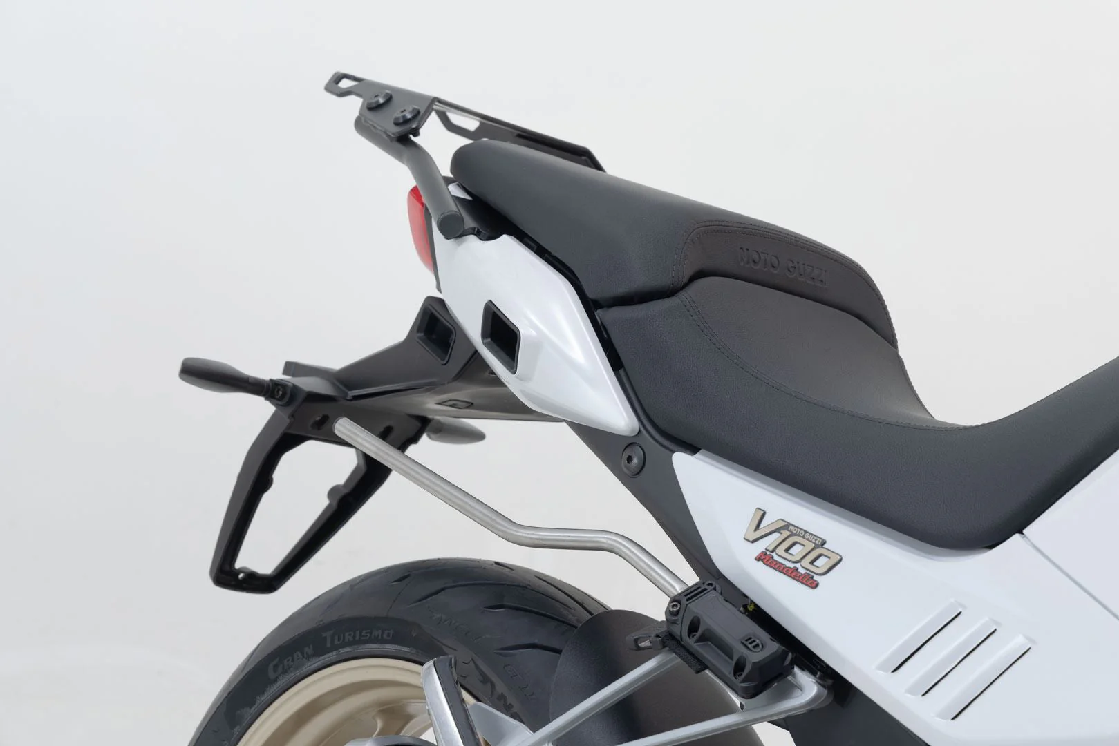 PRO BLAZE saddlebag set Moto Guzzi V100 Mandello/S (22-) Black - Image 4
