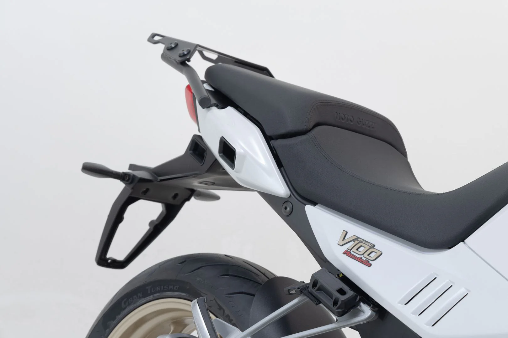 PRO BLAZE saddlebag set Moto Guzzi V100 Mandello/S (22-) Black - Image 5