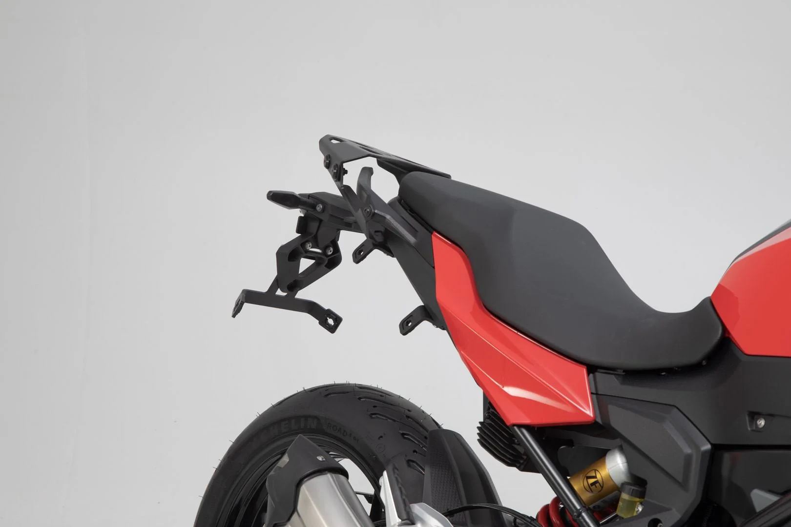 PRO Side Carrier BMW F 900 R / XR (19-) Black - Image 5