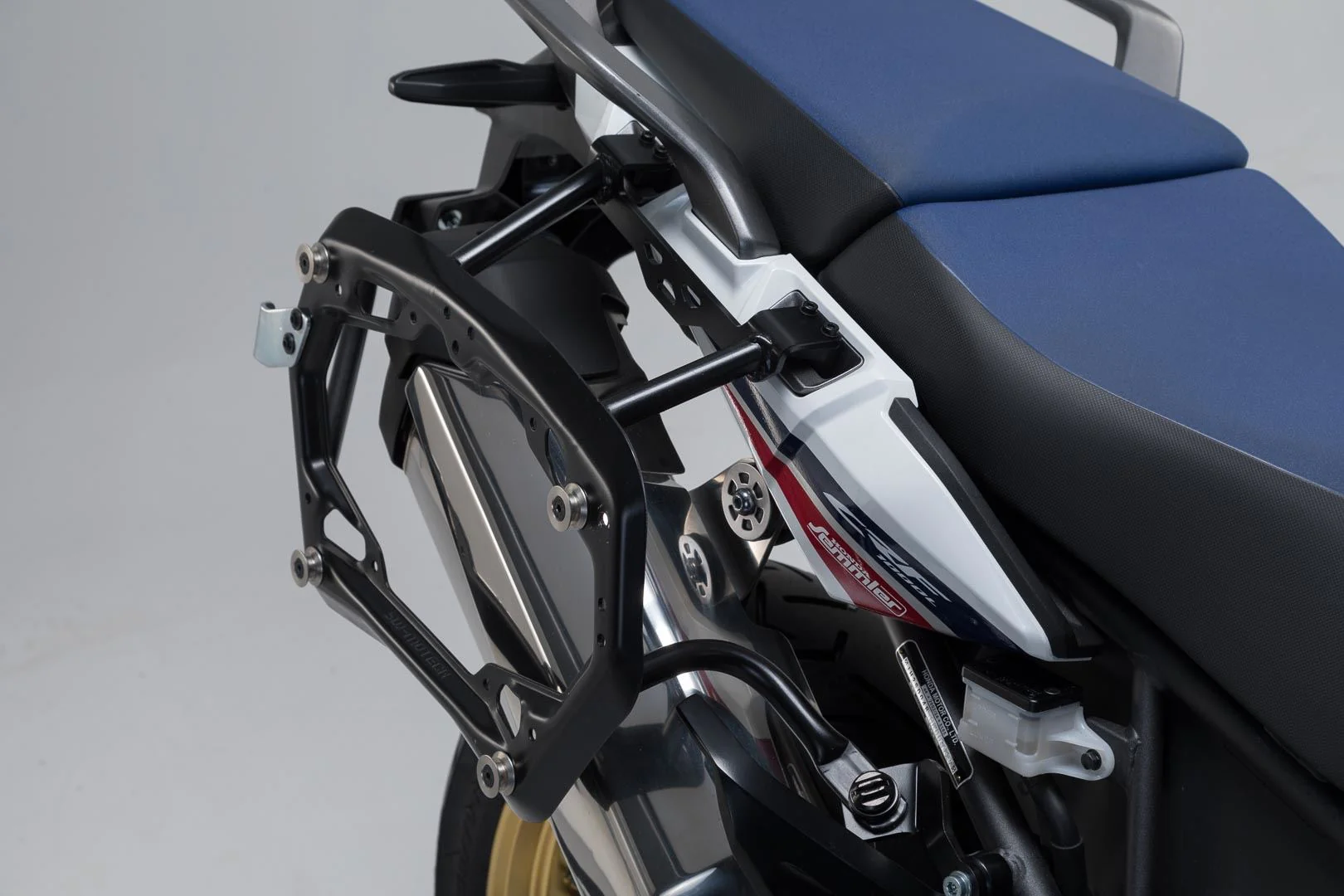 PRO Side Carrier Honda CRF1000L Africa Twin (15-17) Black - Image 4