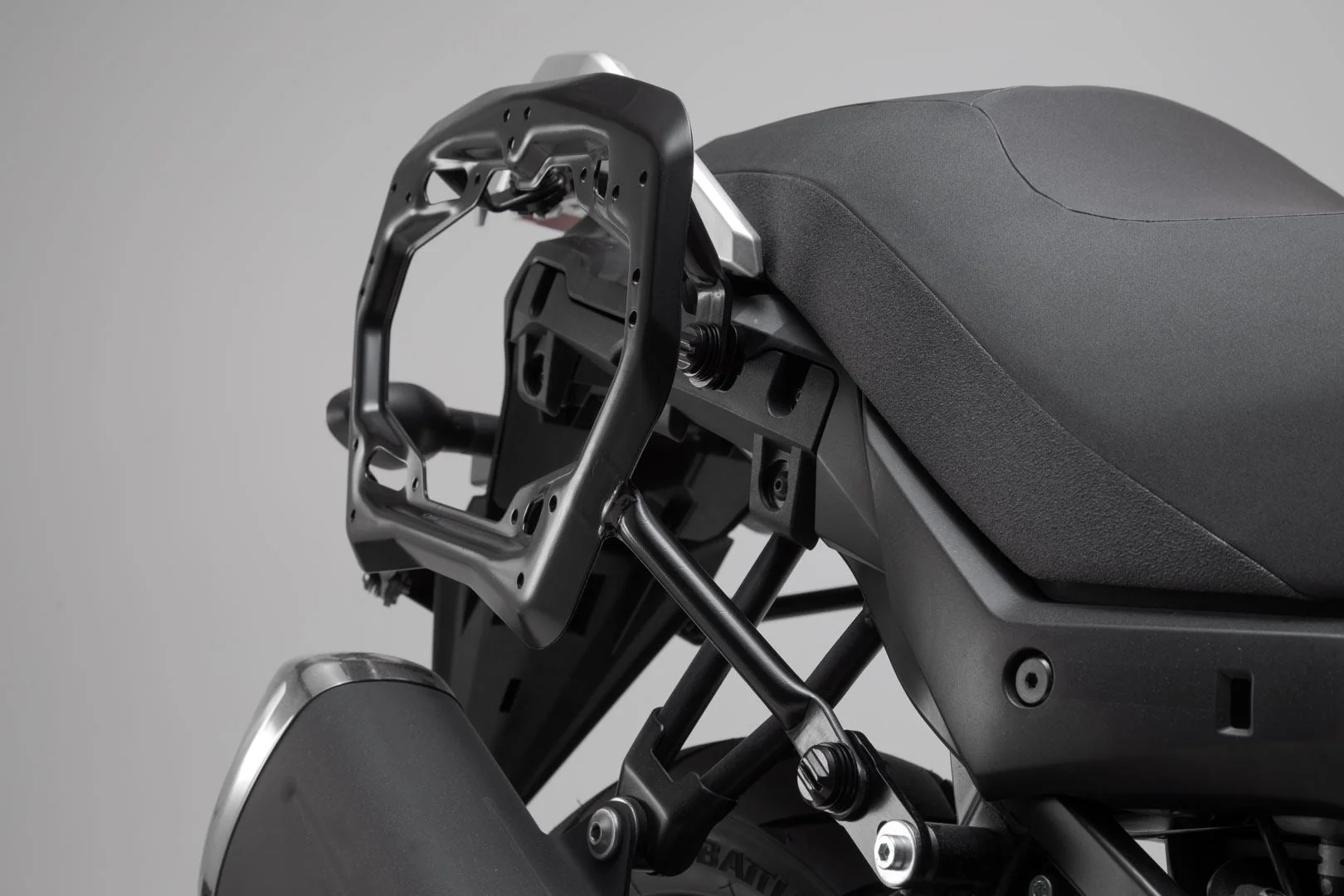 PRO Side Carrier Suzuki DL 650 (17-) Black - Image 3