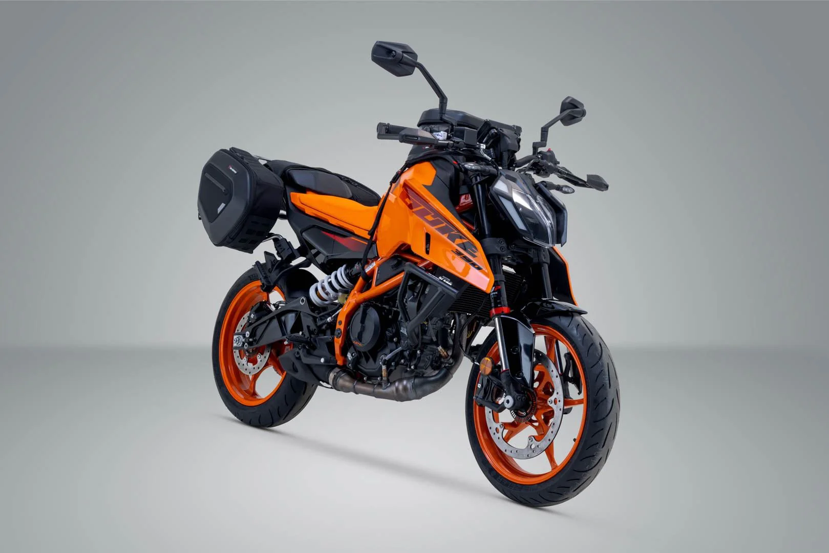 PRO tank ring Black. KTM 990 Duke (23-). - Image 3