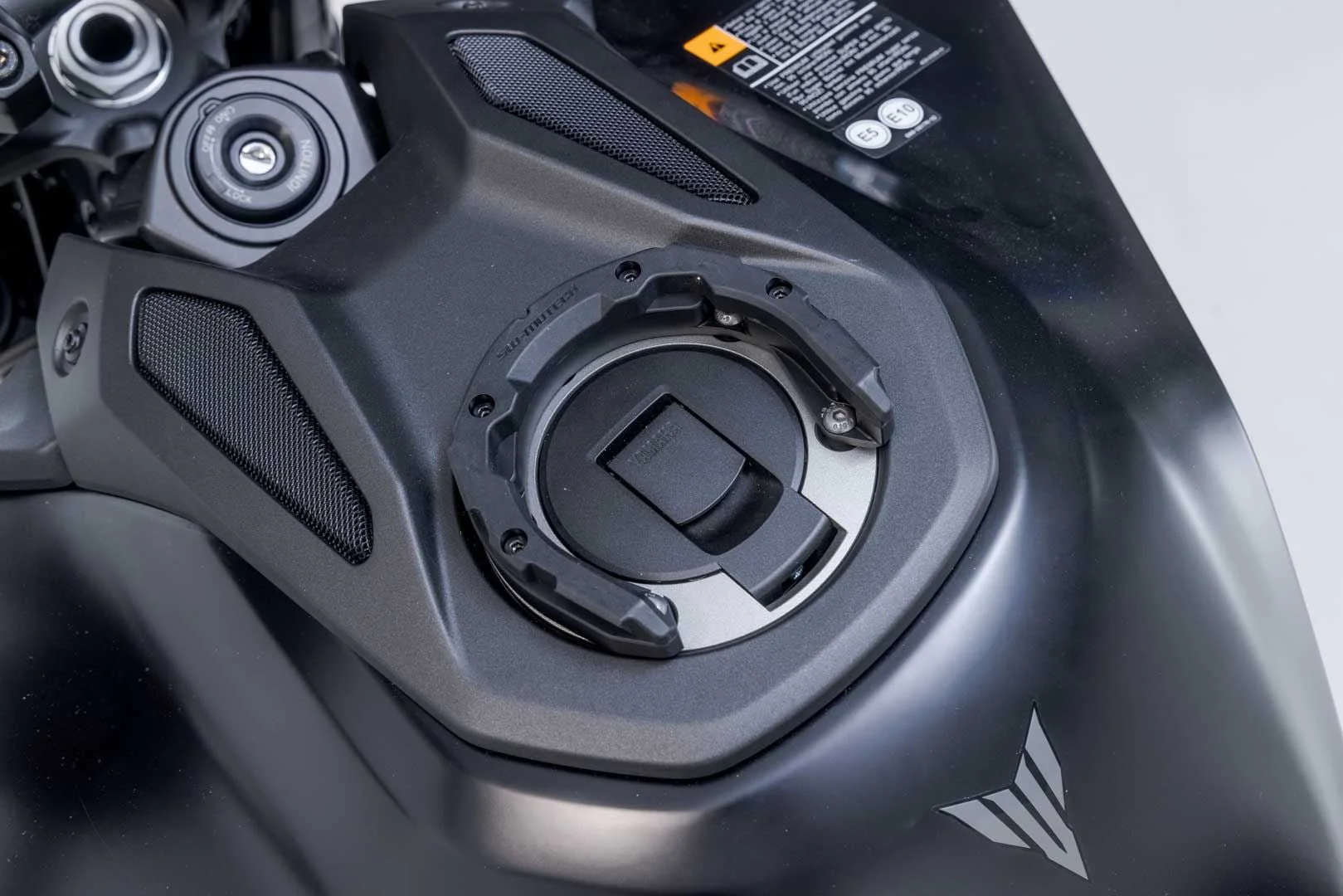 PRO tank ring Black. Yamaha MT-09 (23-). - Image 2