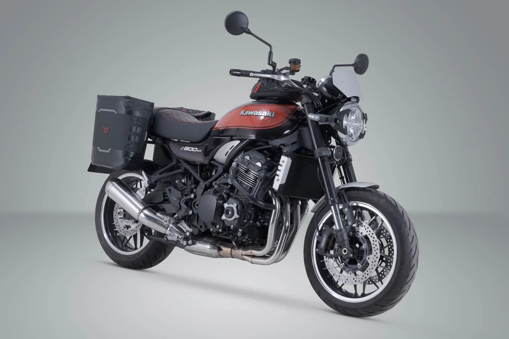 Side Bag WP system V-LOC 16/11 l. Kawasaki Z900RS/Cafe/SE (17-), 50th Anni. - Image 2