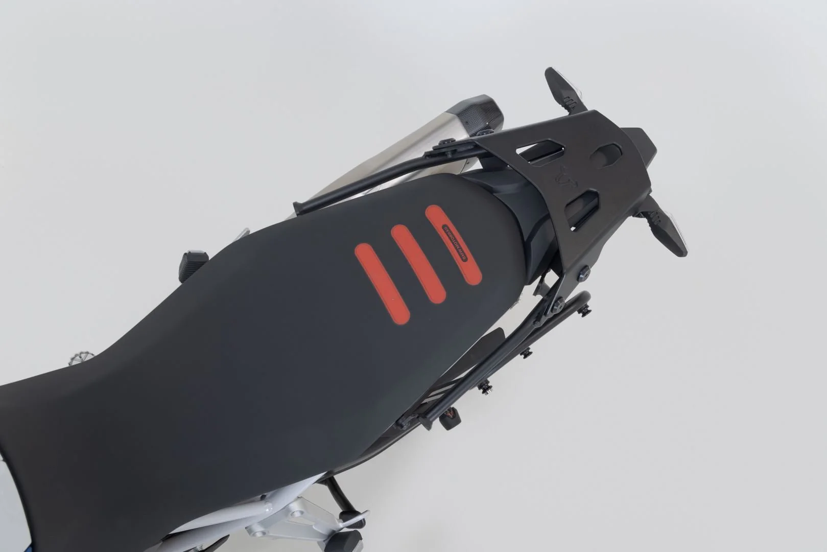 SLC side carrier left BMW F 900 GS (23-). - Image 5