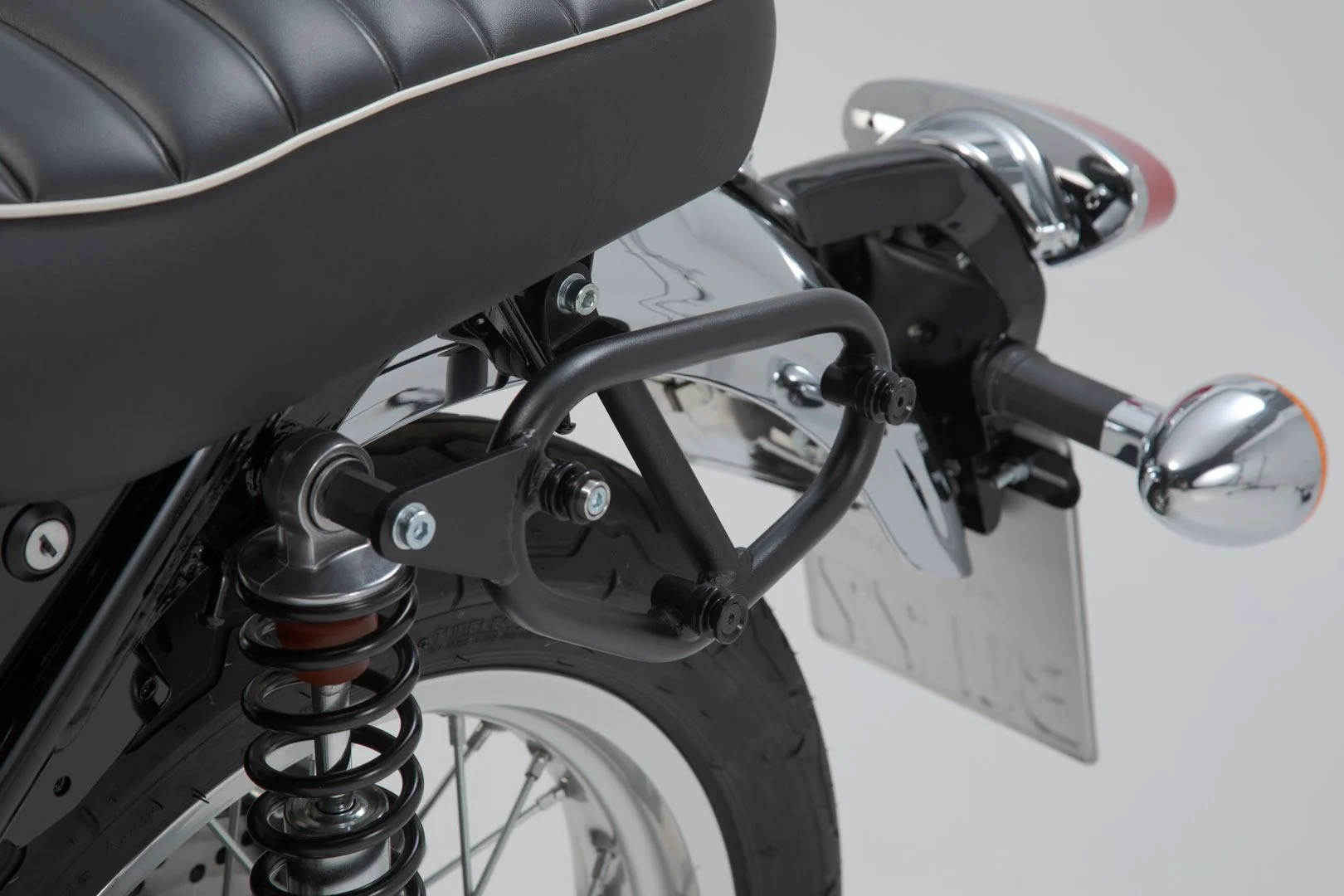SLC Side Carrier Left Kawasaki W800 Street / Cafe (18-) - Image 4
