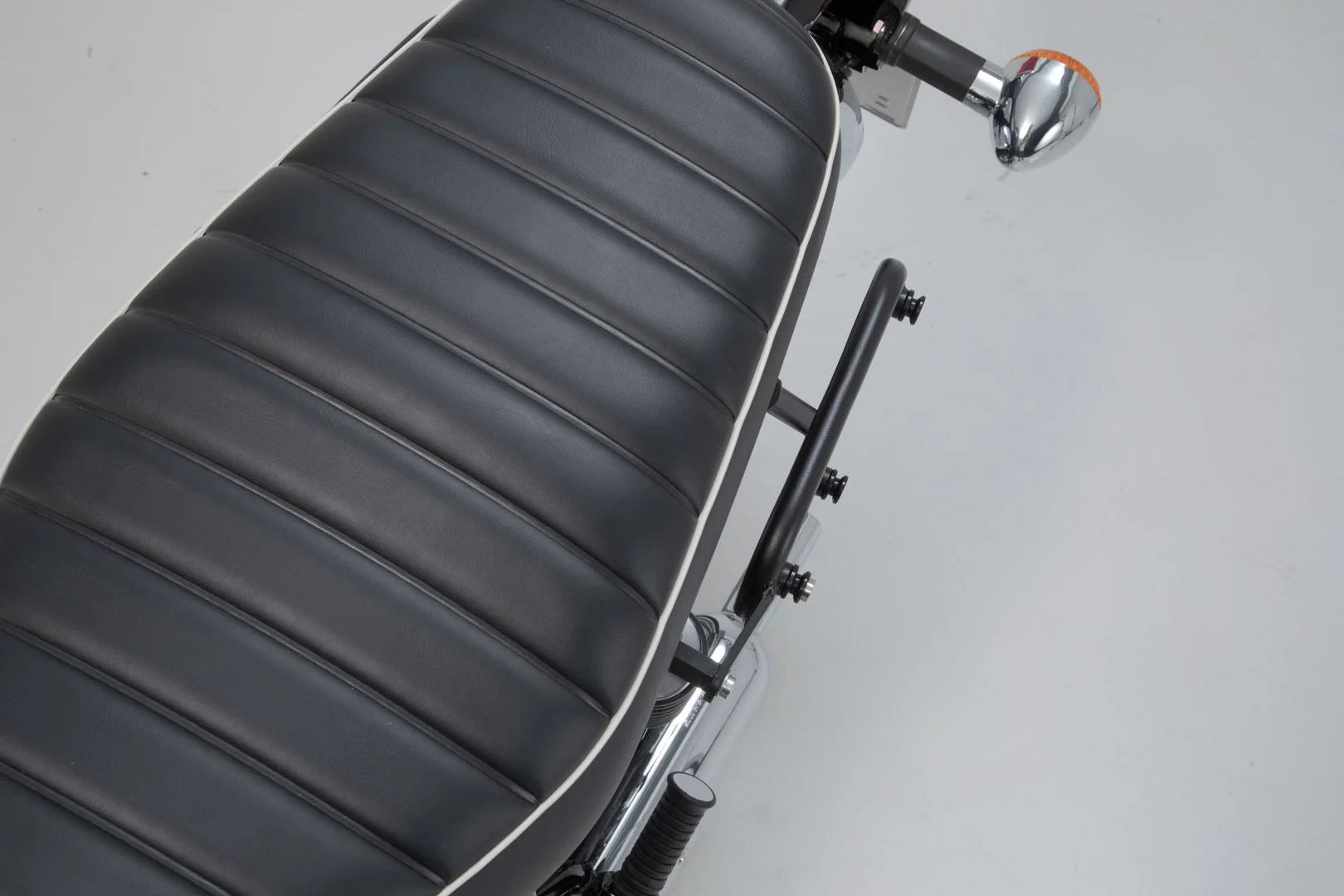 SLC Side Carrier Left Kawasaki W800 Street / Cafe (18-) - Image 5