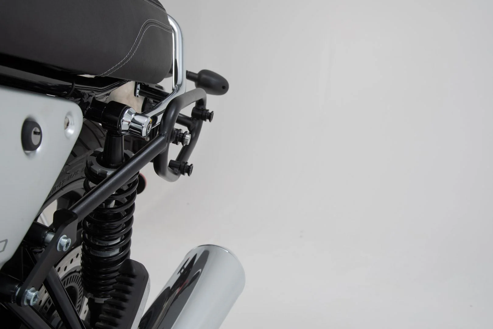 SLC Side Carrier Left Moto Guzzi V7 lll (16-20) - Image 3