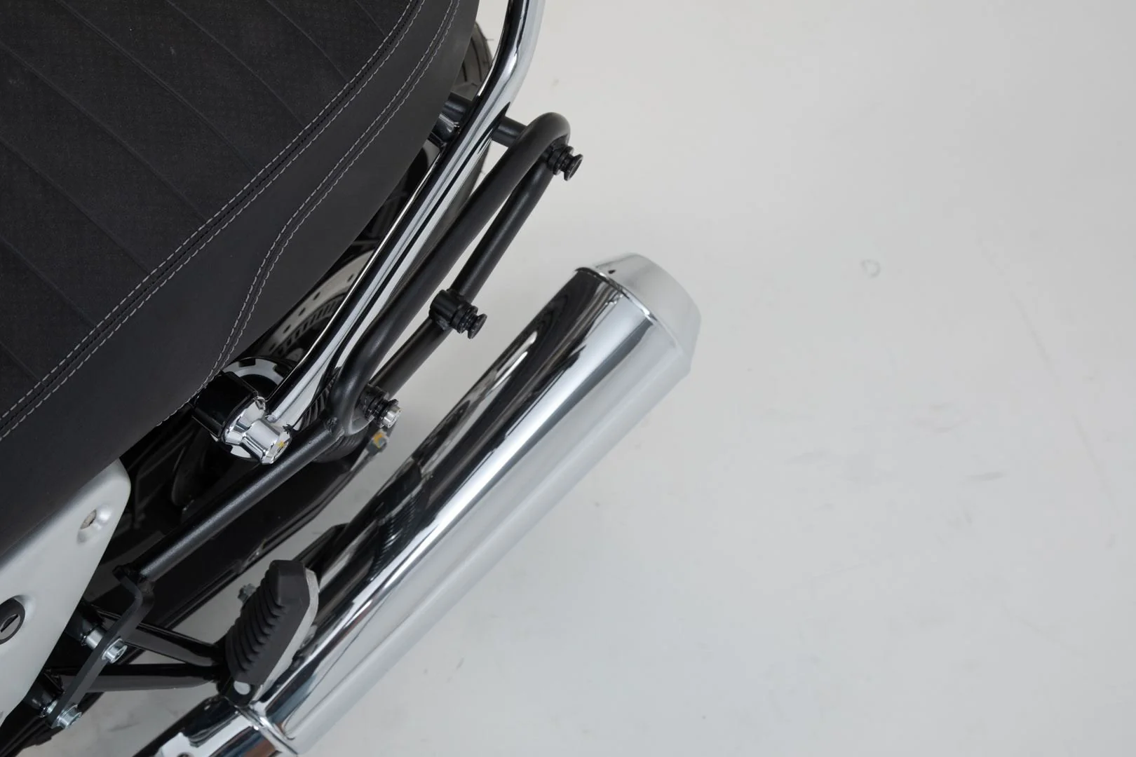 SLC Side Carrier Left Moto Guzzi V7 lll (16-20) - Image 4