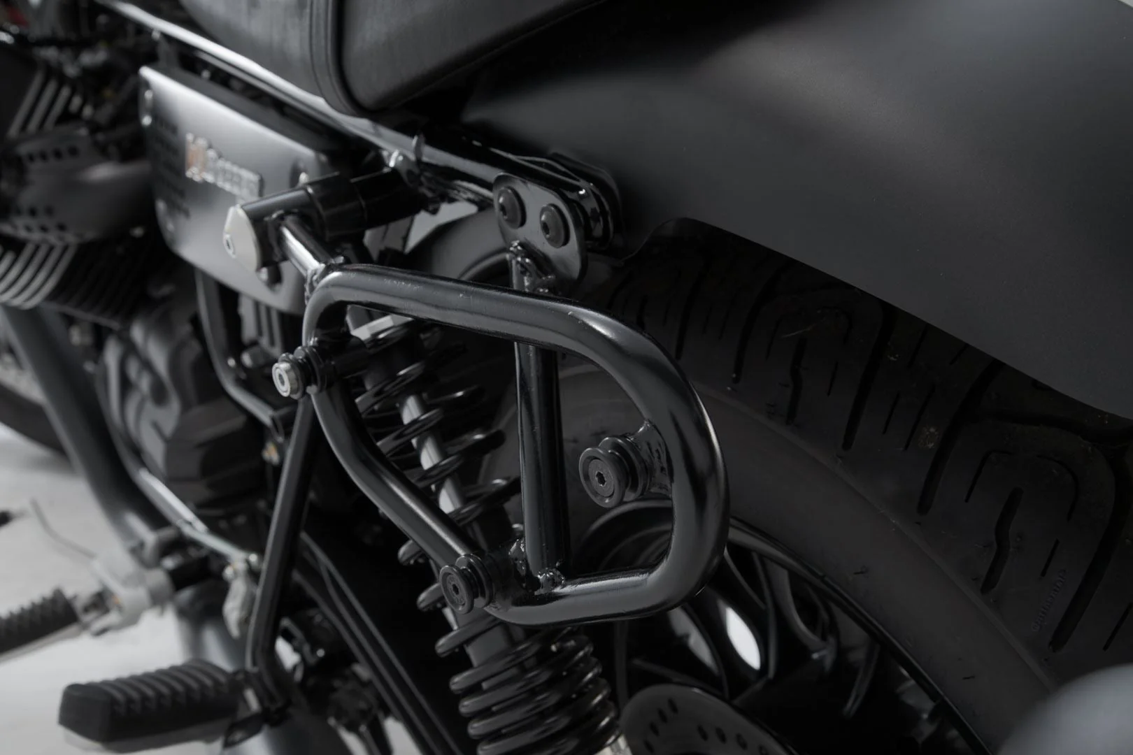 SLC Side Carrier Left Moto Guzzi V9 Roamer/Bobber (15-) - Image 3