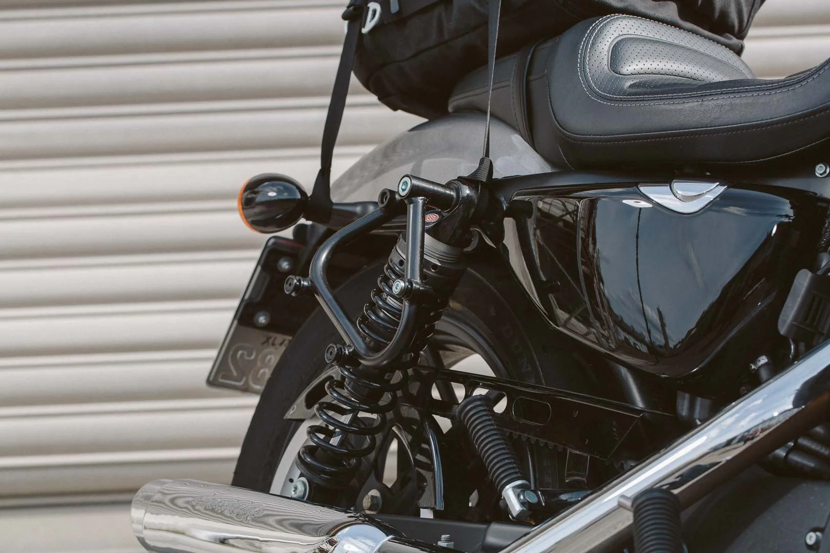 SLC Side Carrier Right Harley-Davidson Sportster models (04-) - Image 4