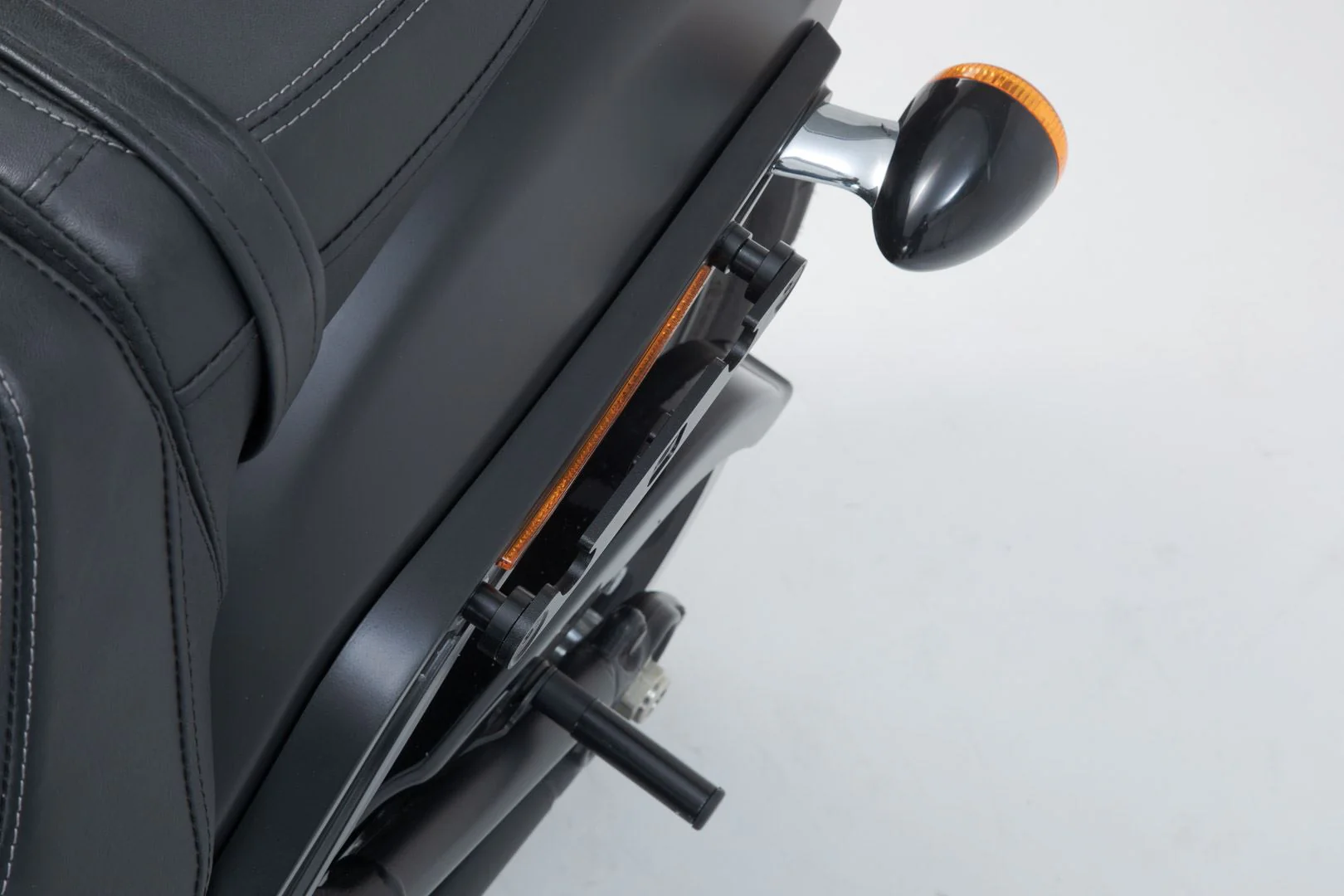 SLH Side Carrier Left Harley-Davidson Softail Fat Bob / S (17-) - Image 3
