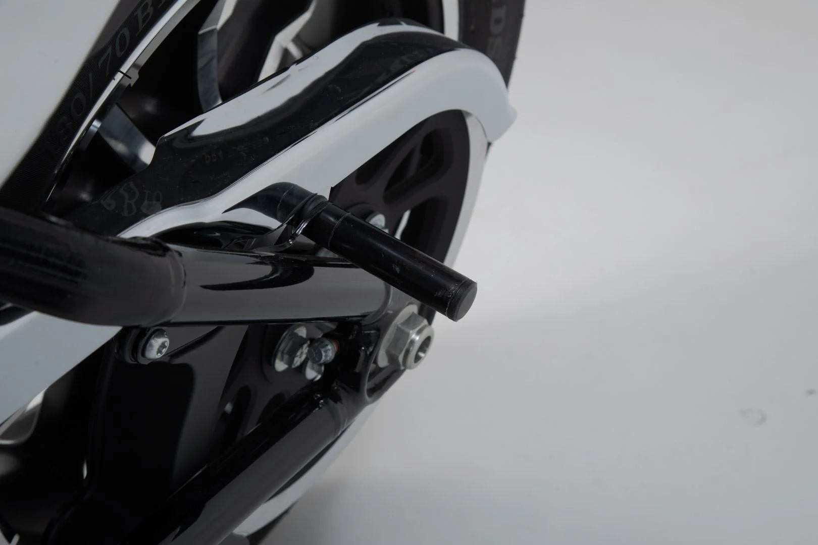 SLH Side Carrier Left Harley-Davidson Softail Low Rider / S (17-) - Image 4