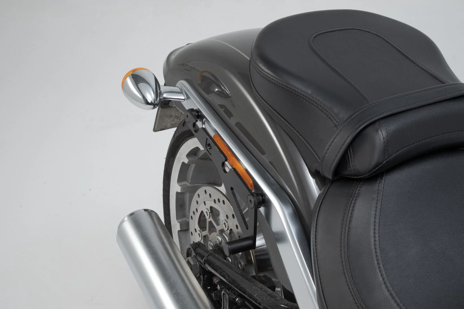 SLH Side Carrier Right Harley-Davidson Fat Boy/ S, Breakout/ S (17-) - Image 3