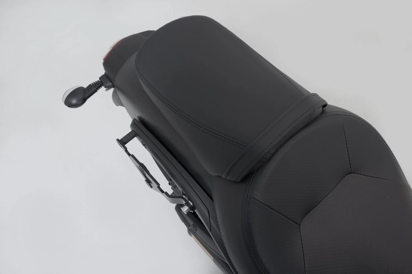 SLH Side Carrier Right Kawasaki Vulcan S (16-) - Image 5