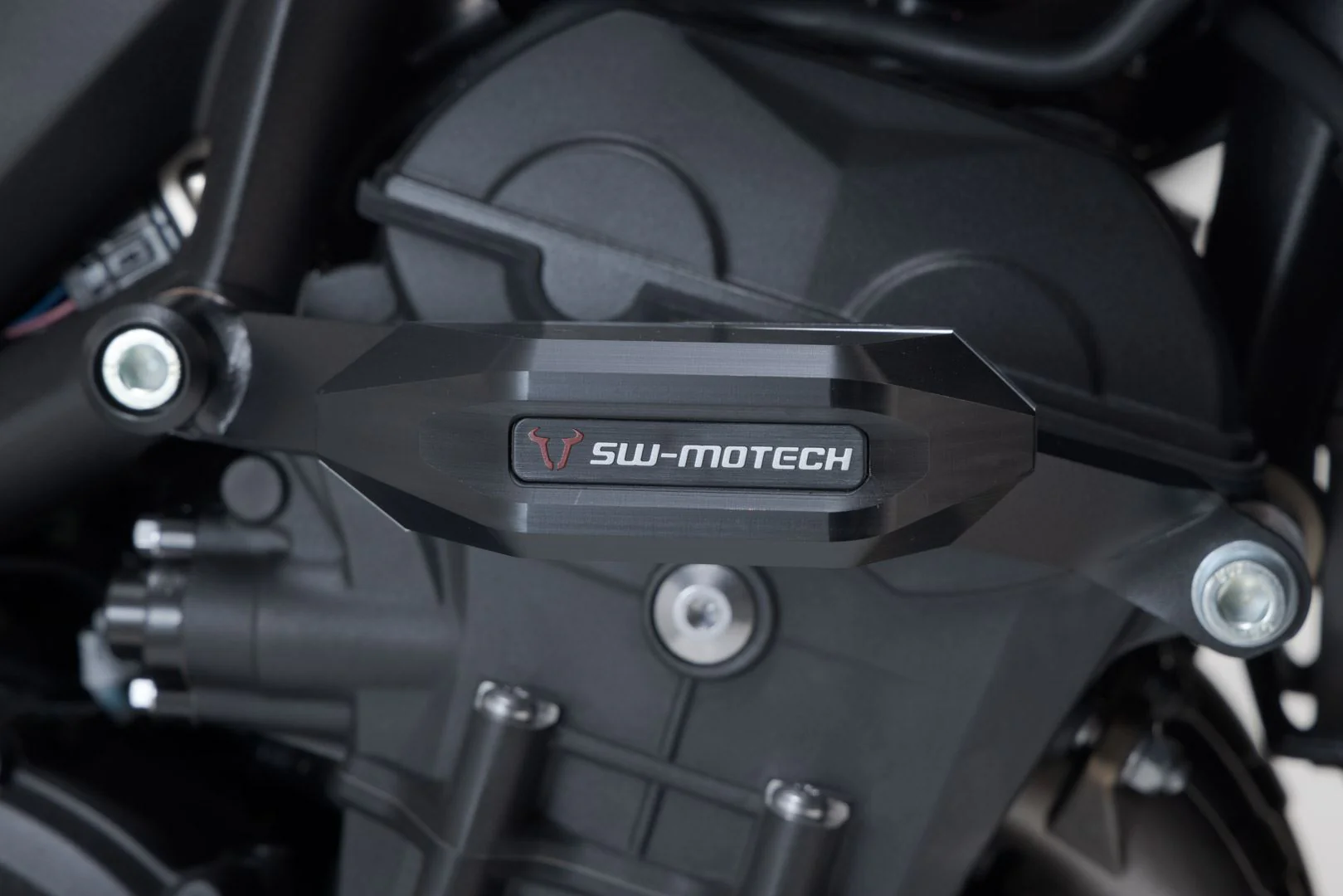 Slider set for frame Black Triumph Street Triple (12-) / Rx (15-) - Image 2