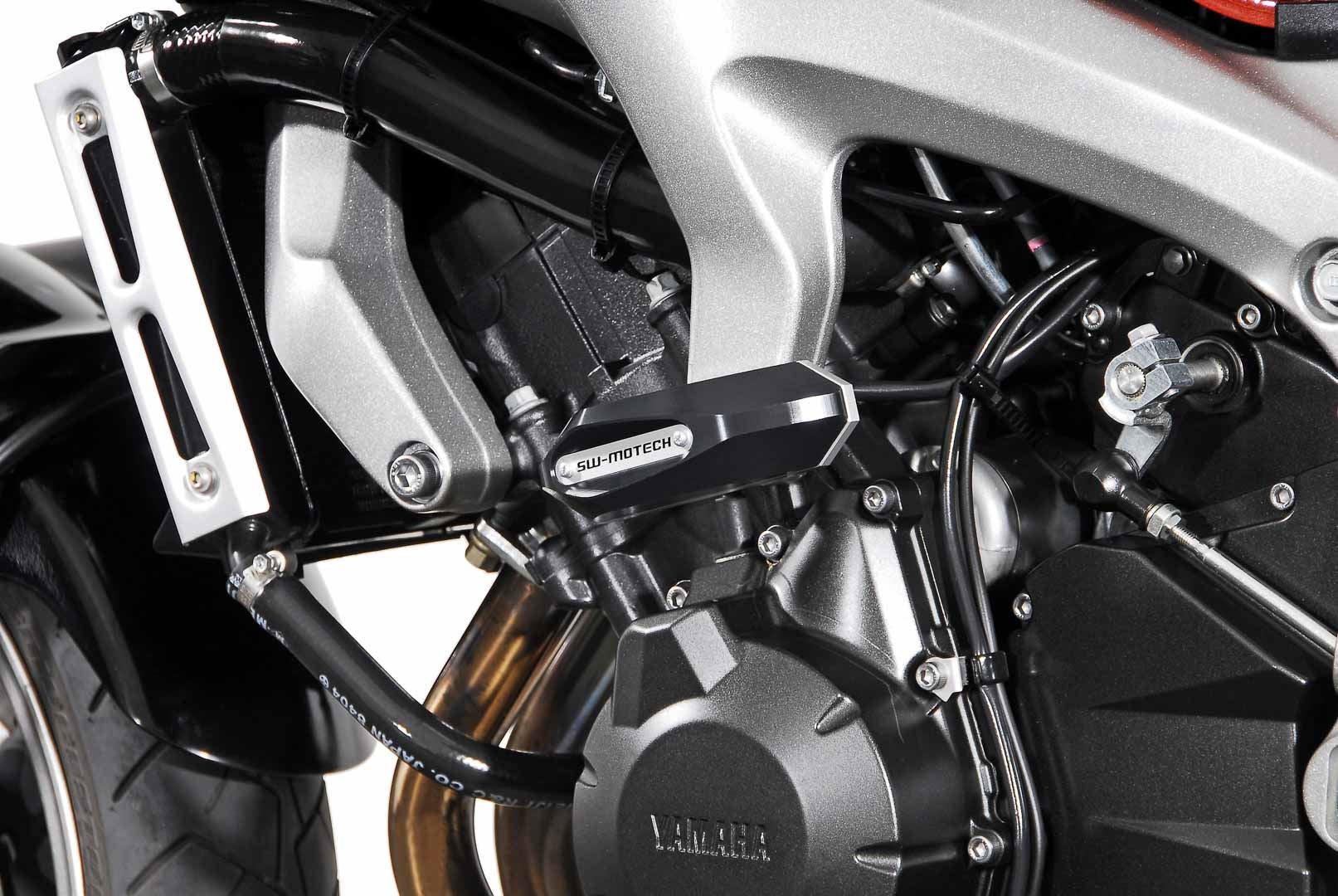 Slider set for frame Black Yamaha FZ1/Fazer FZ6/Fazer - Image 2