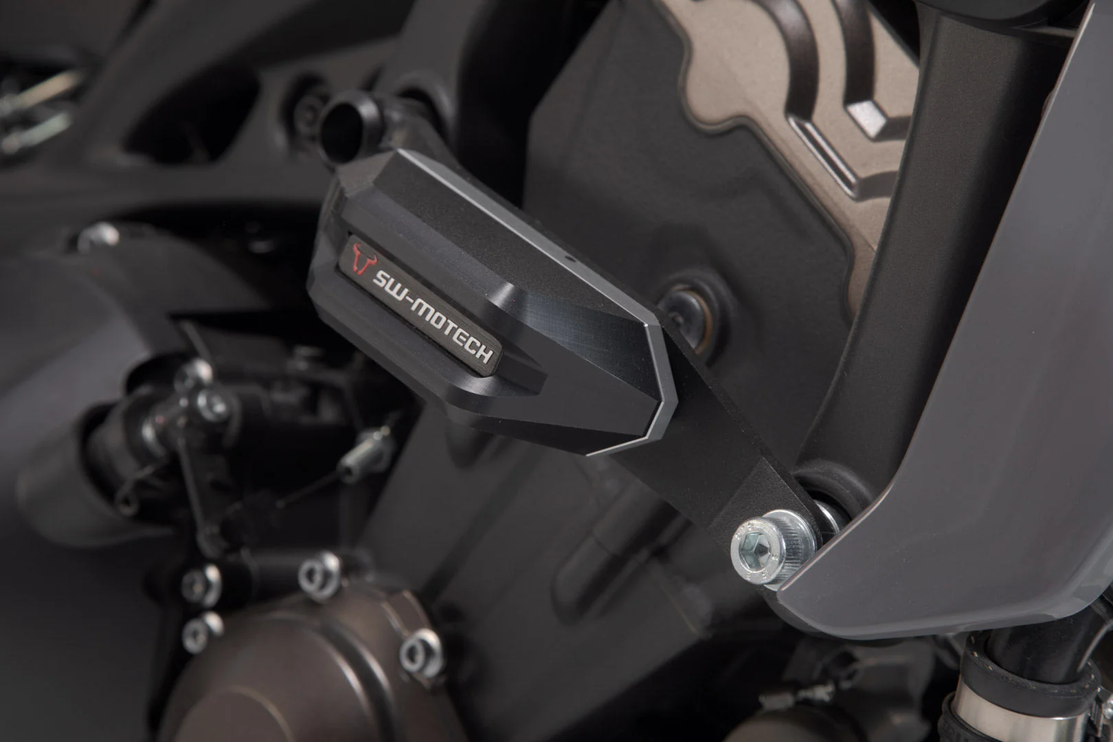 Slider set for frame Black Yamaha MT-09/Tracer, XSR900/Abarth - Image 3