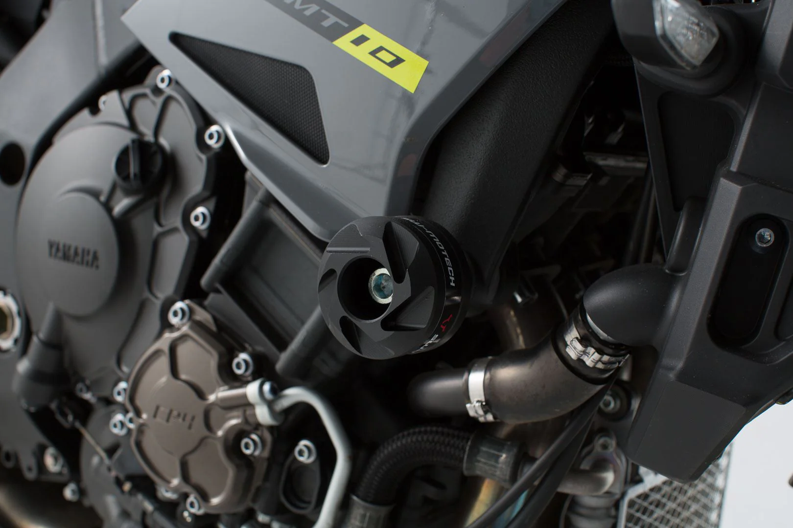 Slider set for frame Black Yamaha MT-10 (16-) - Image 2