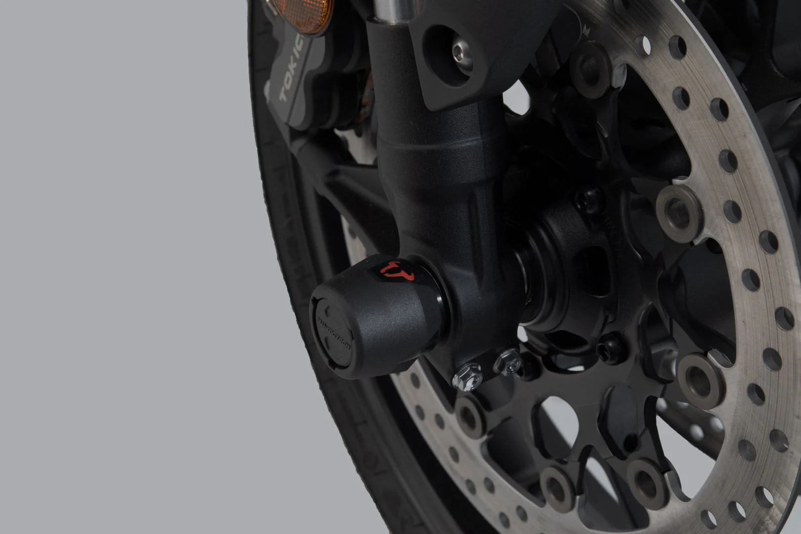 Slider Set for Front Axle Honda CB 1000 R (18-) Black - Image 4