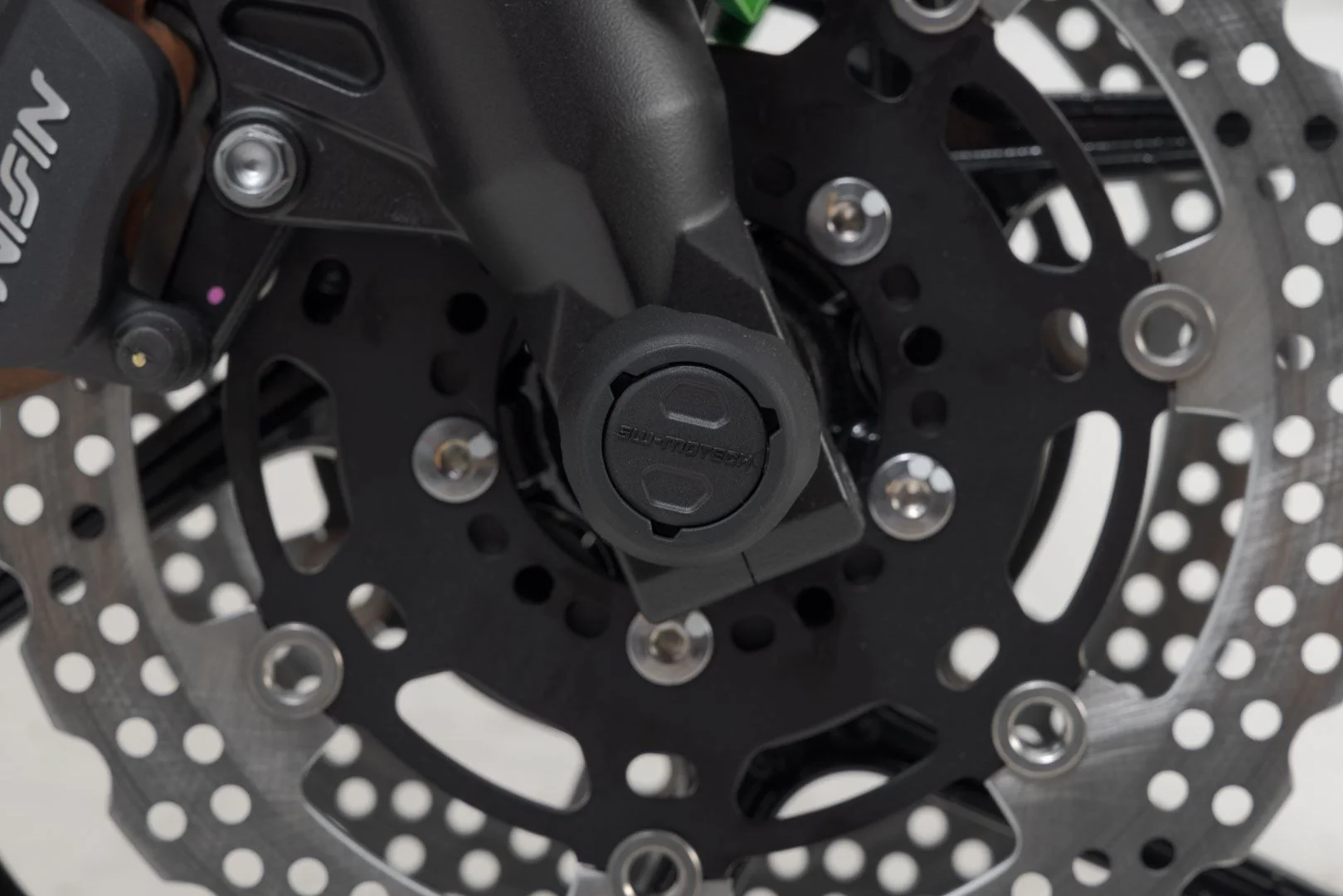 Slider set for front axle Black. Kawasaki Versys 650 (07-09) / (14-). - Image 3