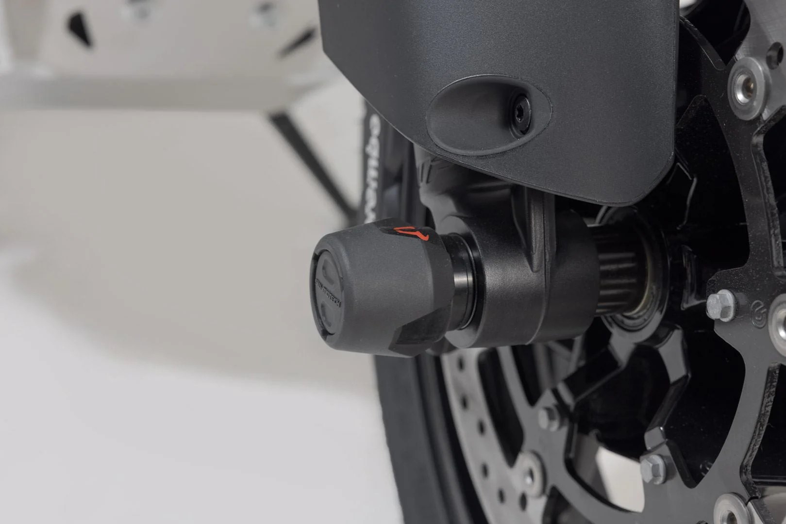 Slider Set for Front Axle KTM 790 Adventure/ 790 Adventure R Black - Image 5