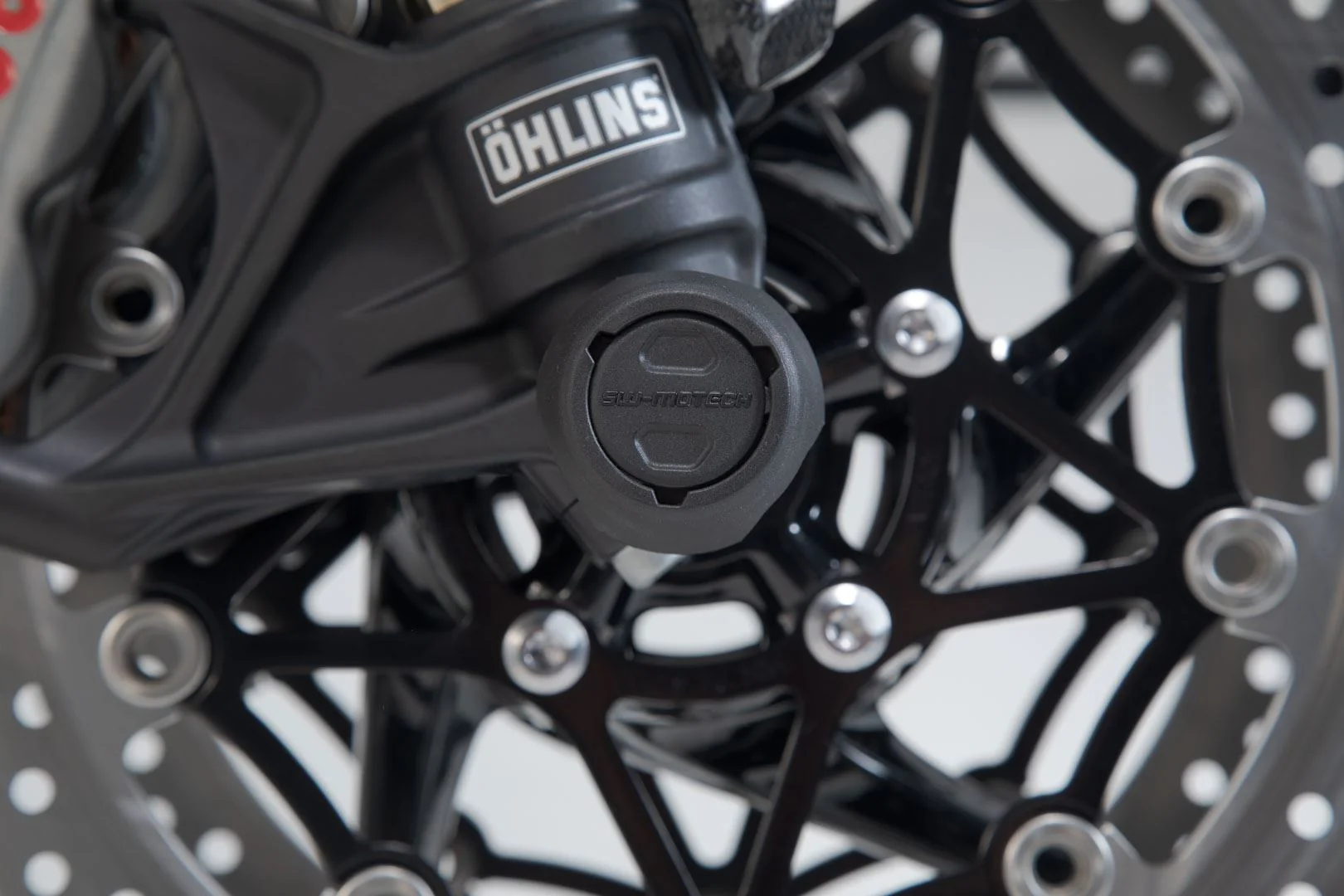 Slider Set for Front Axle Triumph Tiger 800 Modelle / SpeedTr 1050 / Ténéré Black - Image 3